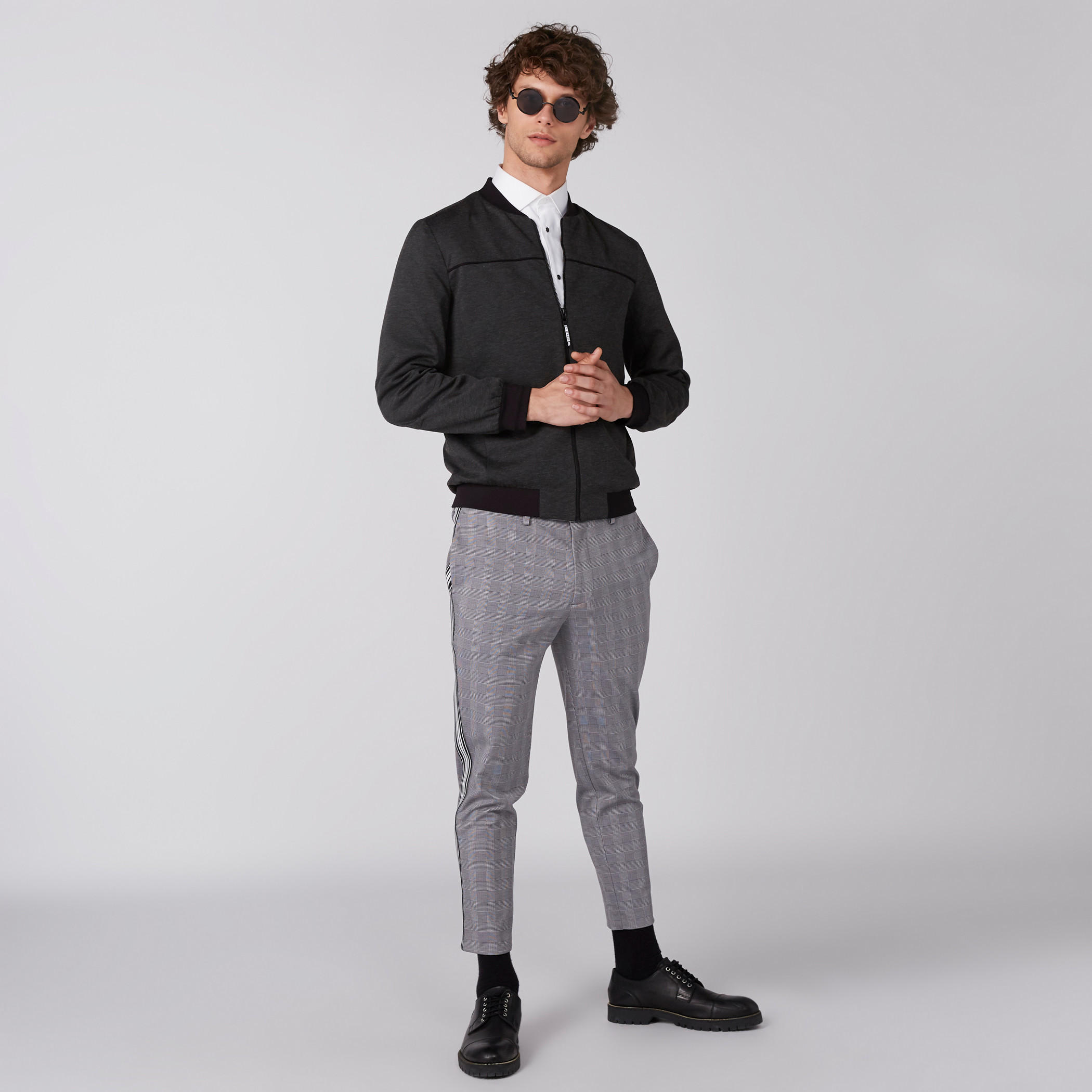 جاكيت بومبر بأكمام طويلة وجيب وسحّاب للإغلاق-men-clothing-jacketsandblazers-jackets-image-3