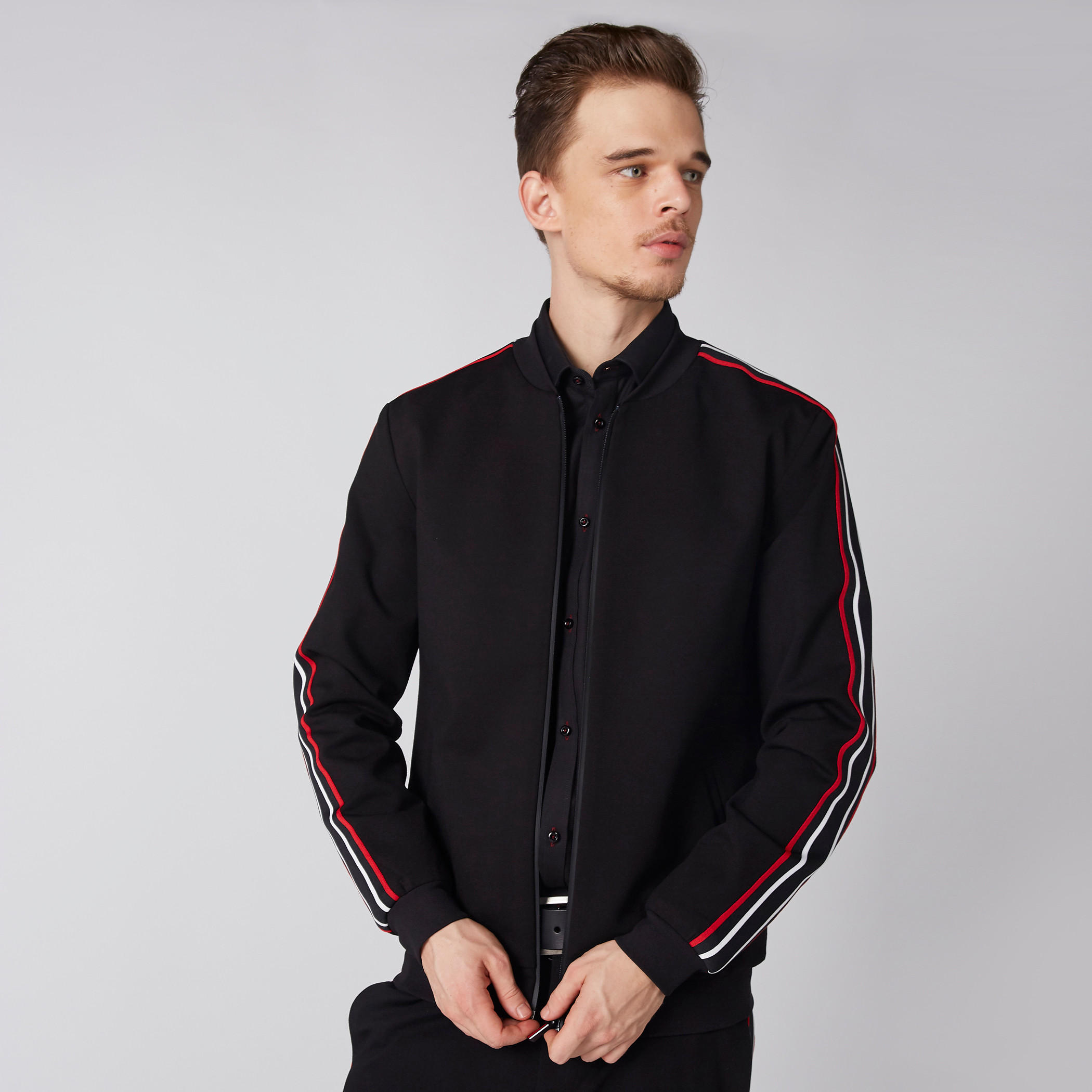 جاكيت بومبر بأكمام طويلة وسحّاب إغلاق-men-clothing-jacketsandblazers-jackets-image-4