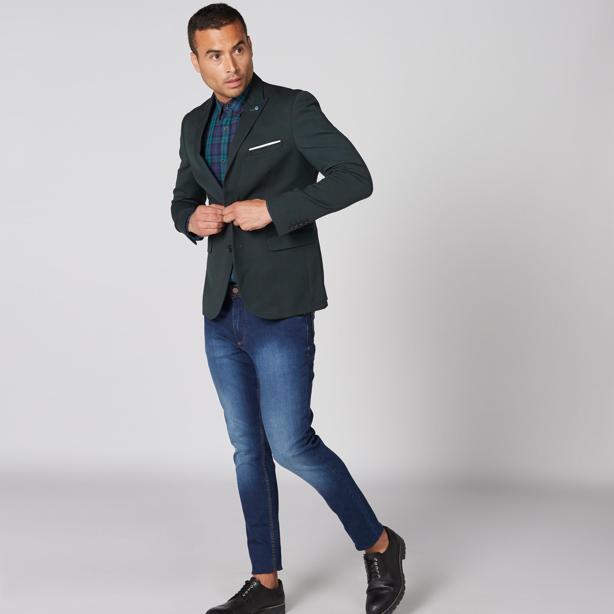 Notched Lapel Blazer with Button Closure and Pocket Detail-men-winterwear-jacketsandblazers-image-5