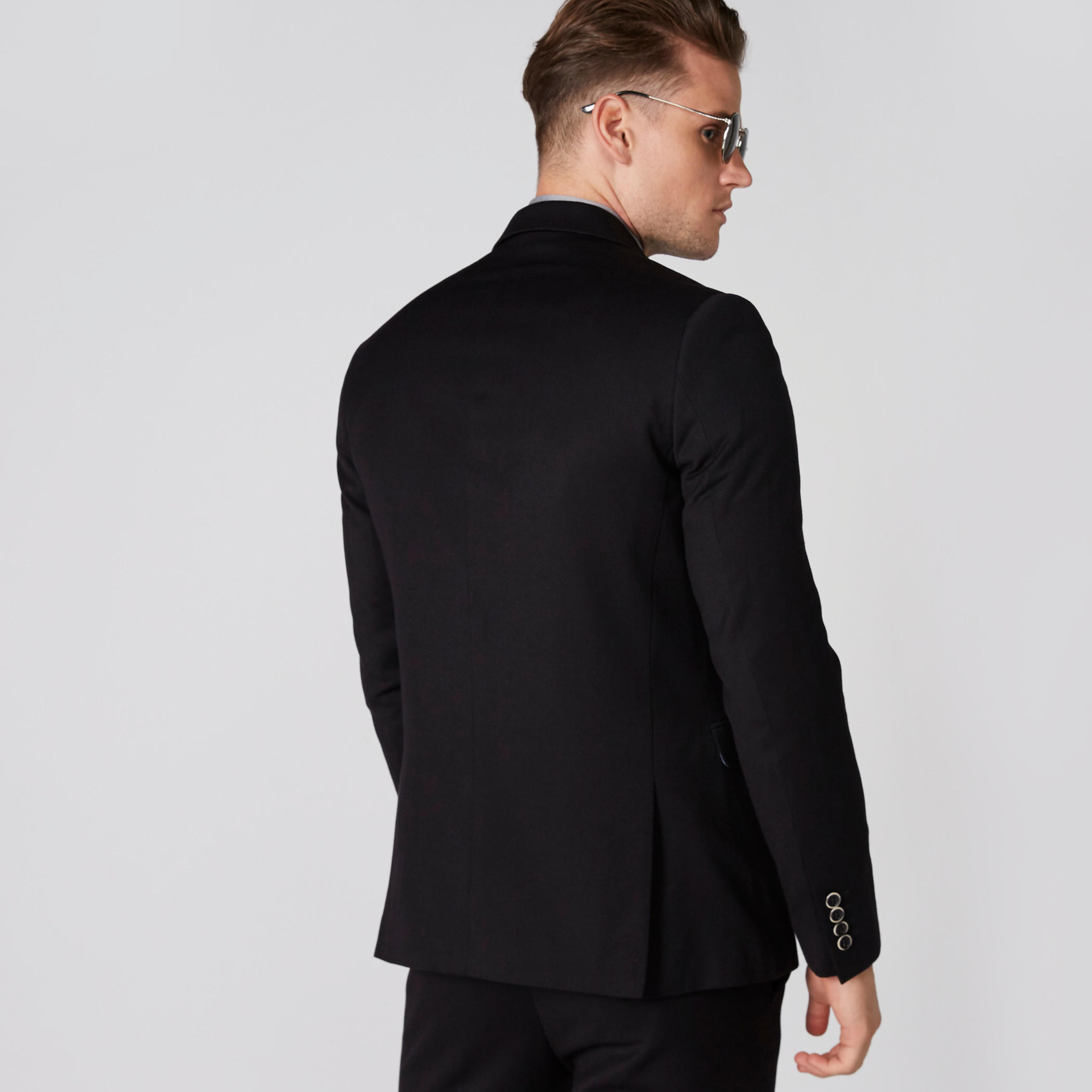 Notched Lapel Formal Jacket with Long Sleeves and Button Closure-men-winterwear-jacketsandblazers-image-2