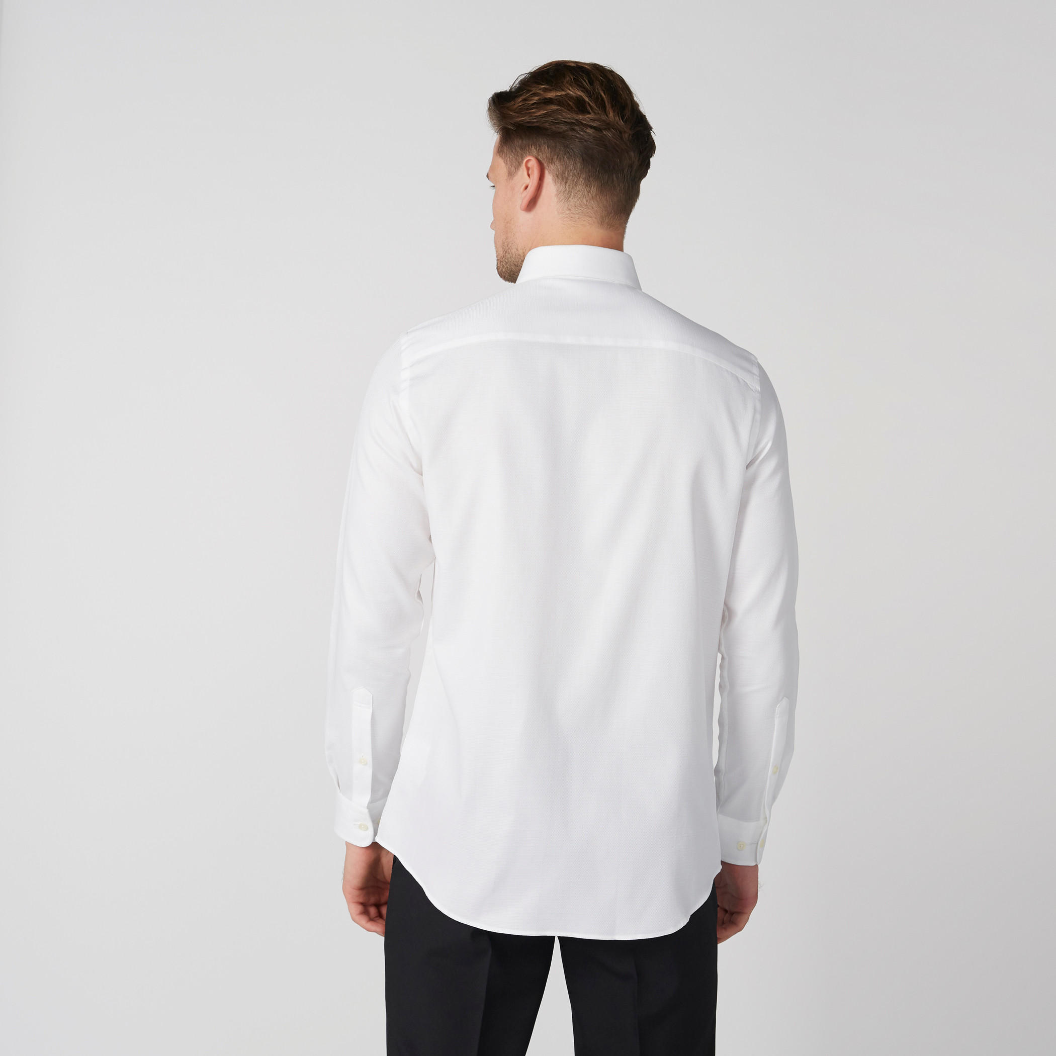 قميص بأكمام طويلة وأزرار وجيب على الصدر-men-clothing-shirts-image-4