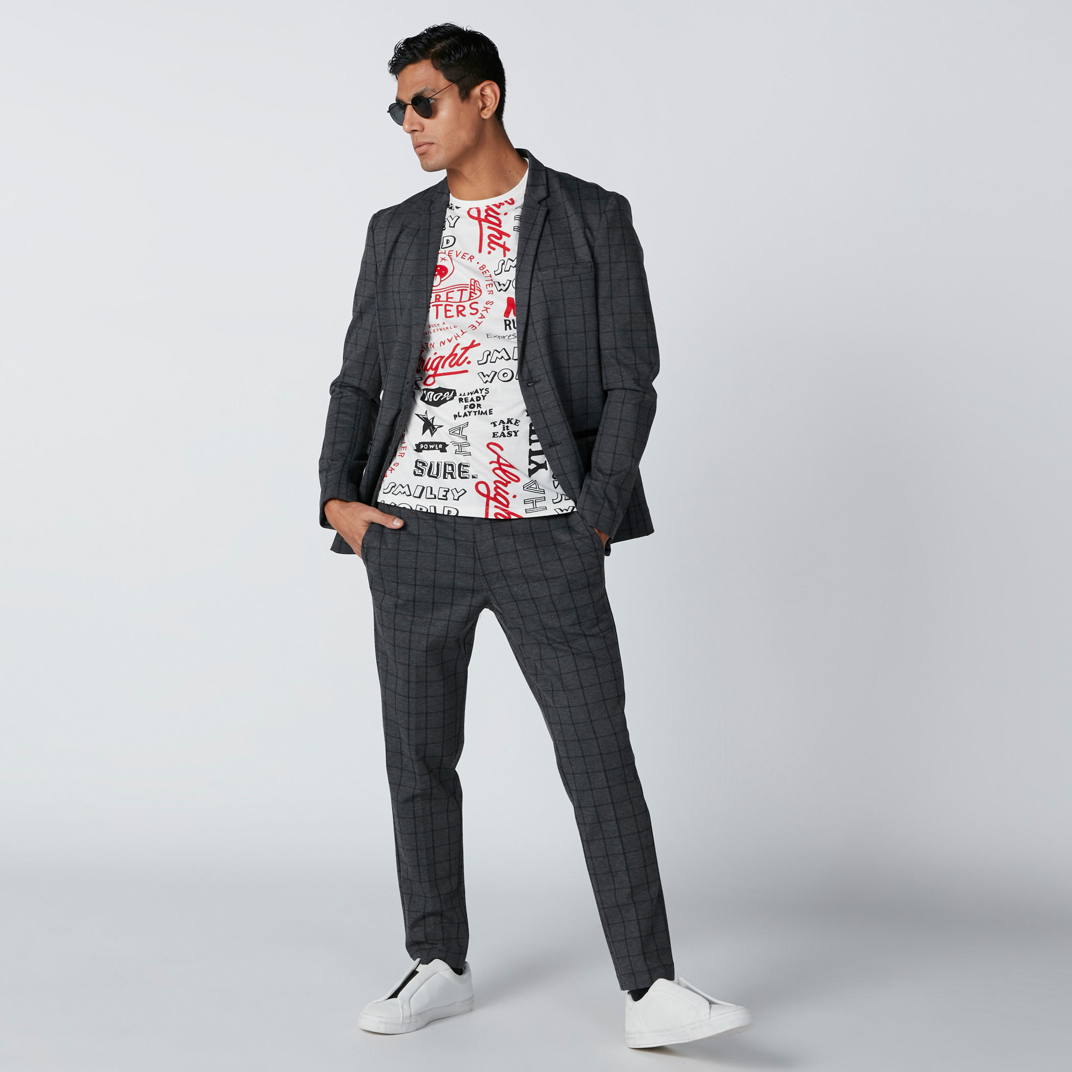 بنطال كاروهات بجيوب وخصر متوسط الارتفاع-men-clothing-bottoms-trousersandchinos-trousers-image-1