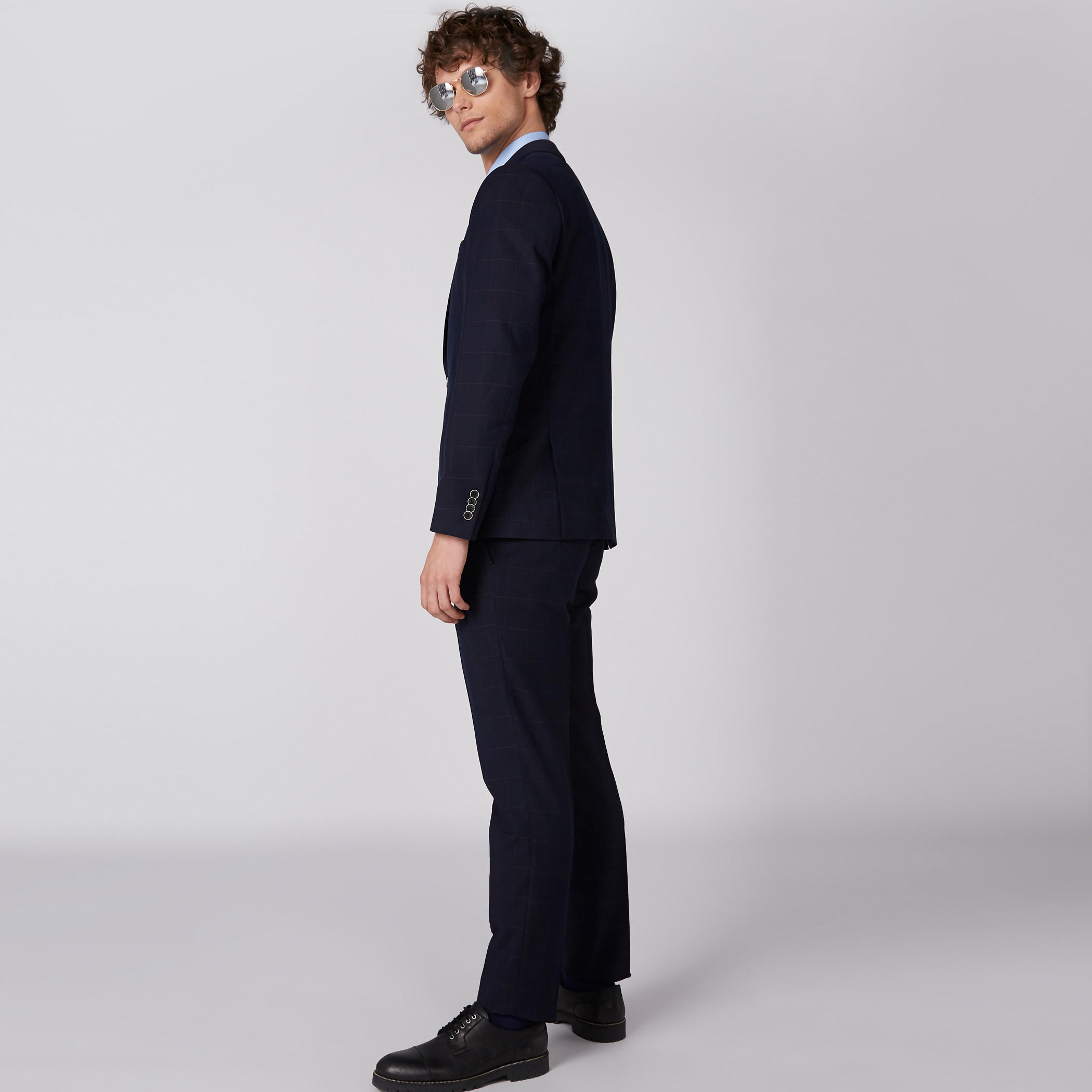 بنطال كاروهات طويل بزر إغلاق وجيوب-men-clothing-bottoms-trousersandchinos-trousers-image-1