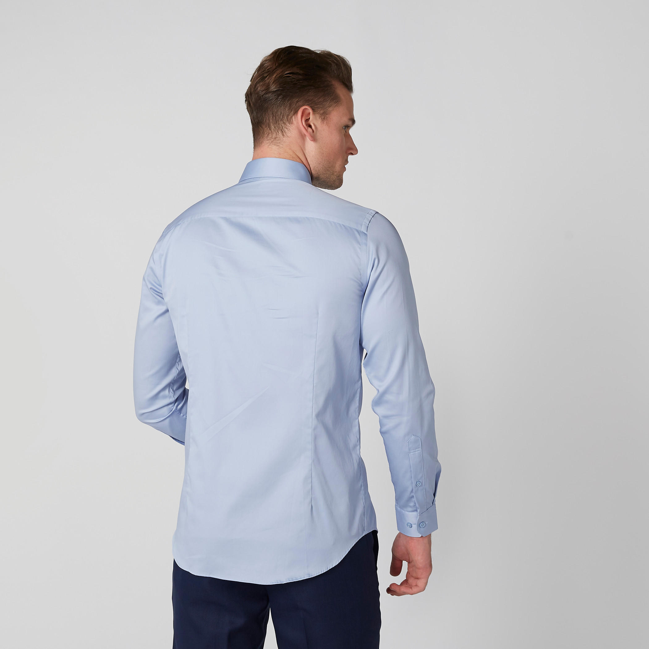 قميص بأكمام طويلة وياقة واسعة-men-clothing-shirts-image-3
