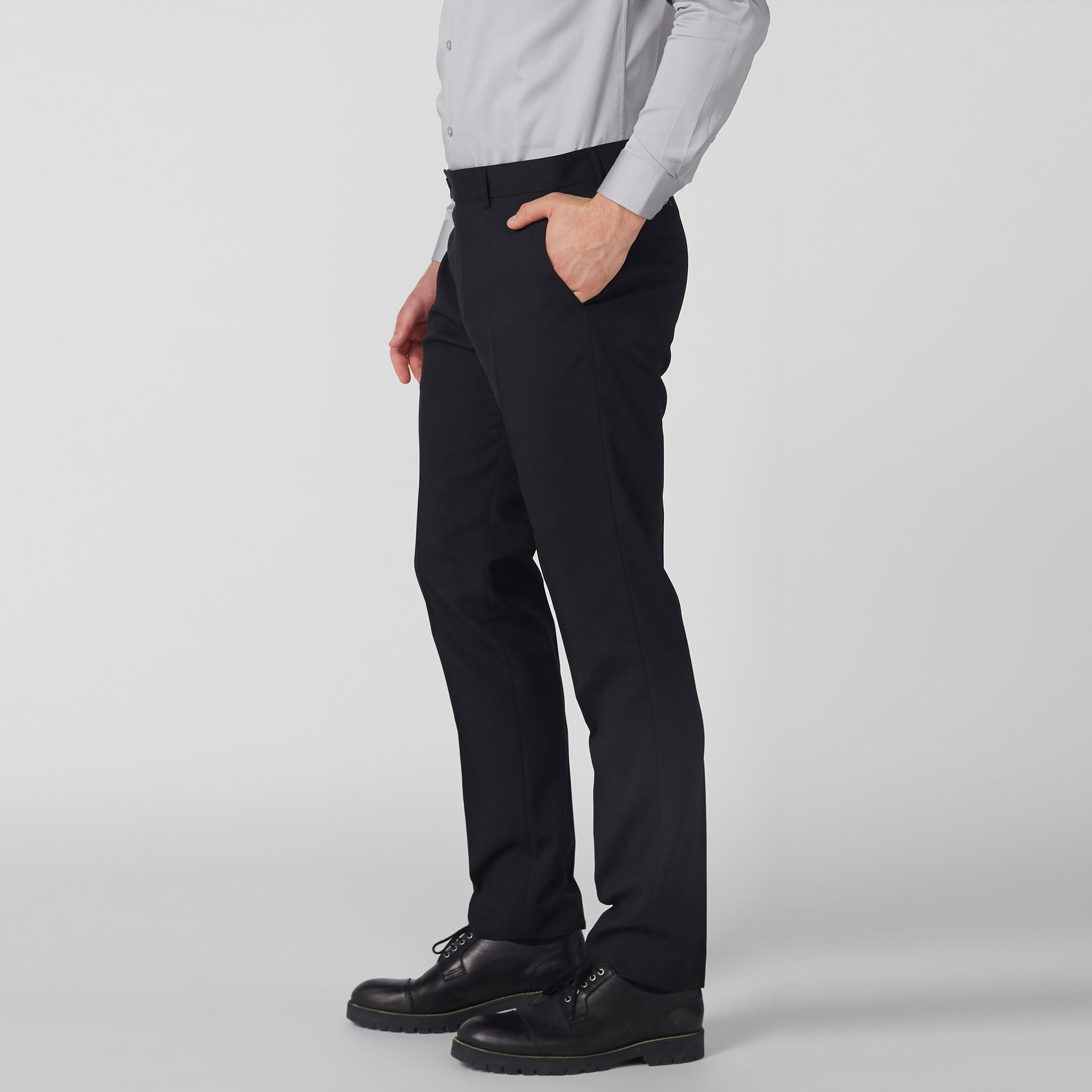 بنطال طويل بأزرار وتفاصيل جيوب-men-clothing-bottoms-trousersandchinos-trousers-image-1