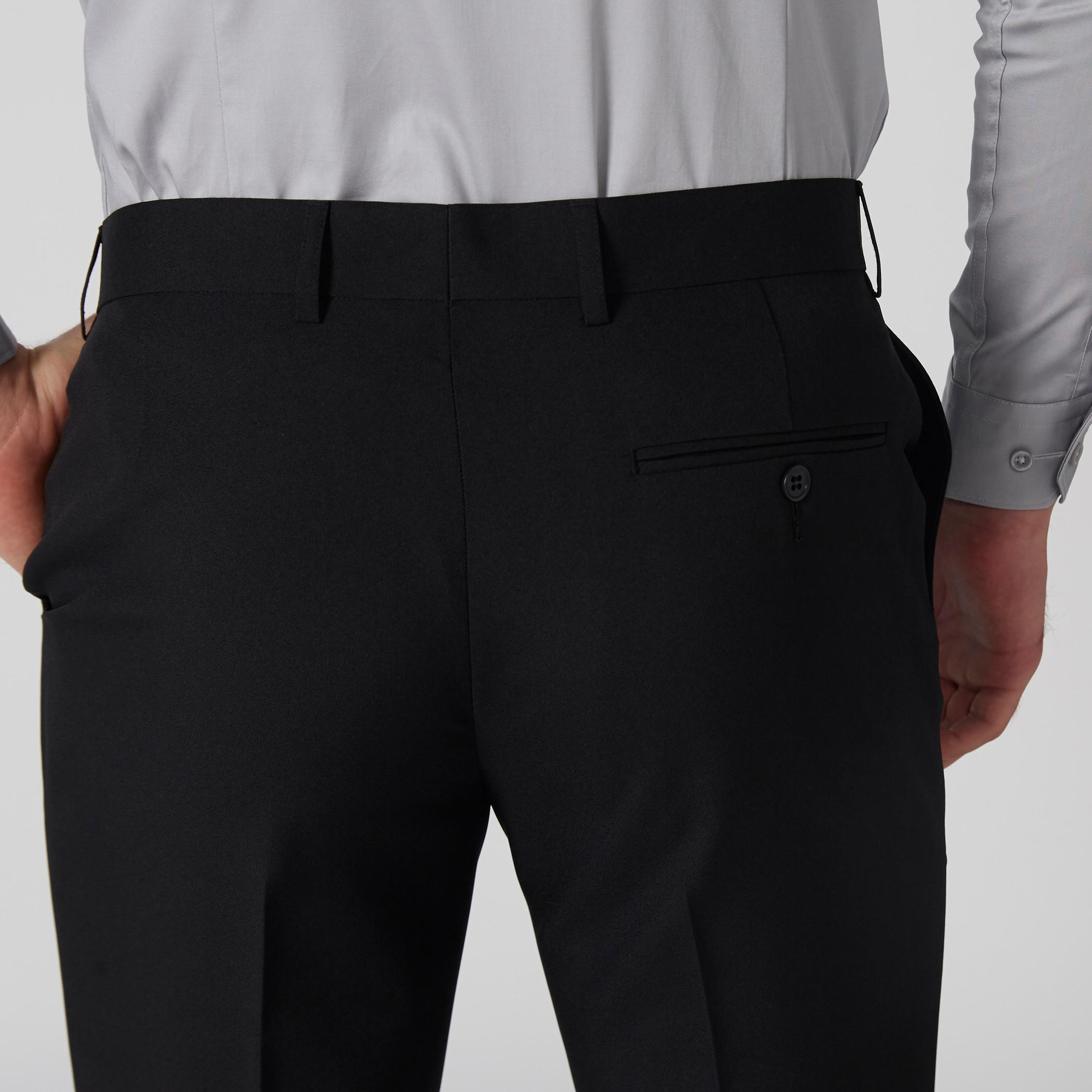 بنطال طويل بأزرار وتفاصيل جيوب-men-clothing-bottoms-trousersandchinos-trousers-image-3
