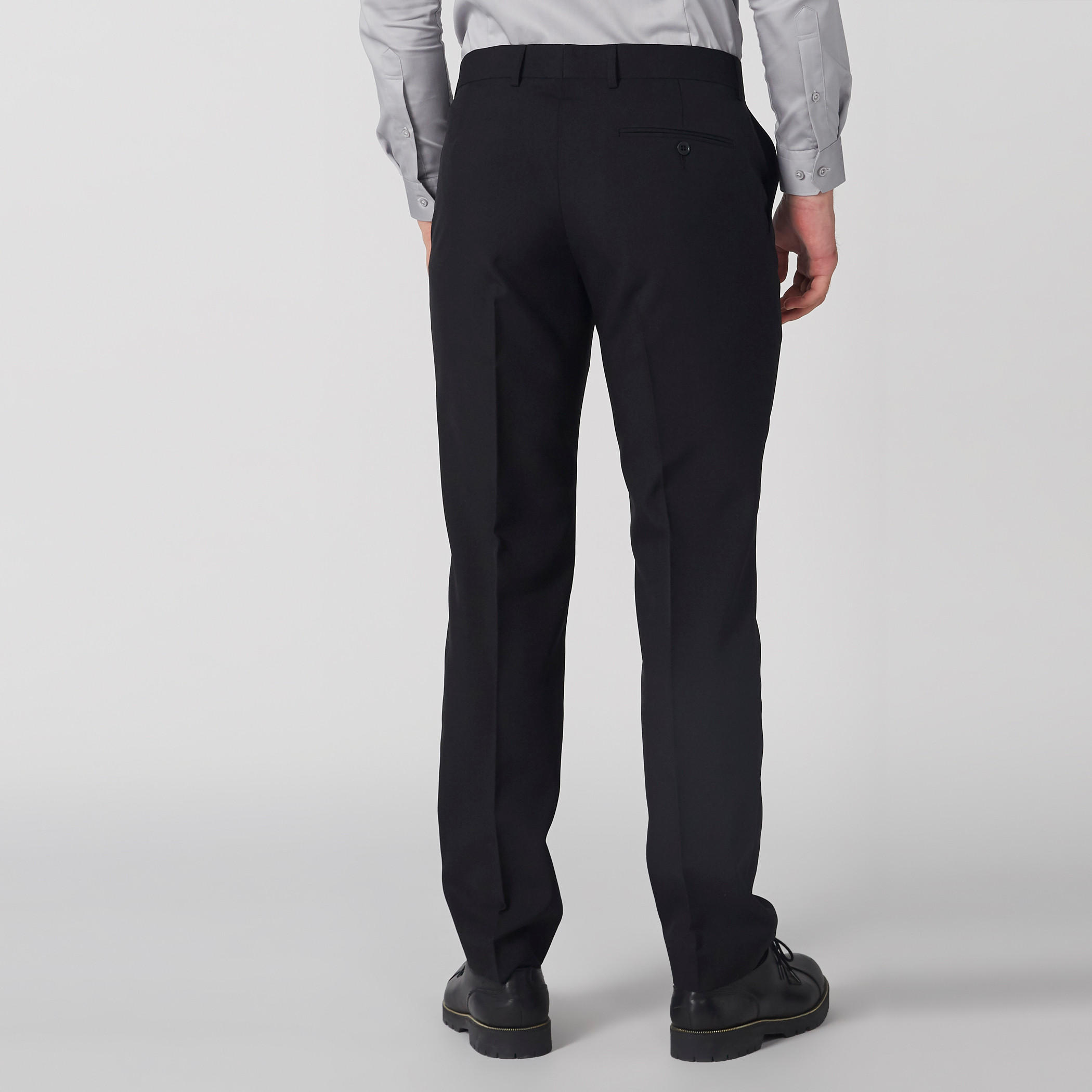 بنطال طويل بأزرار وتفاصيل جيوب-men-clothing-bottoms-trousersandchinos-trousers-image-5