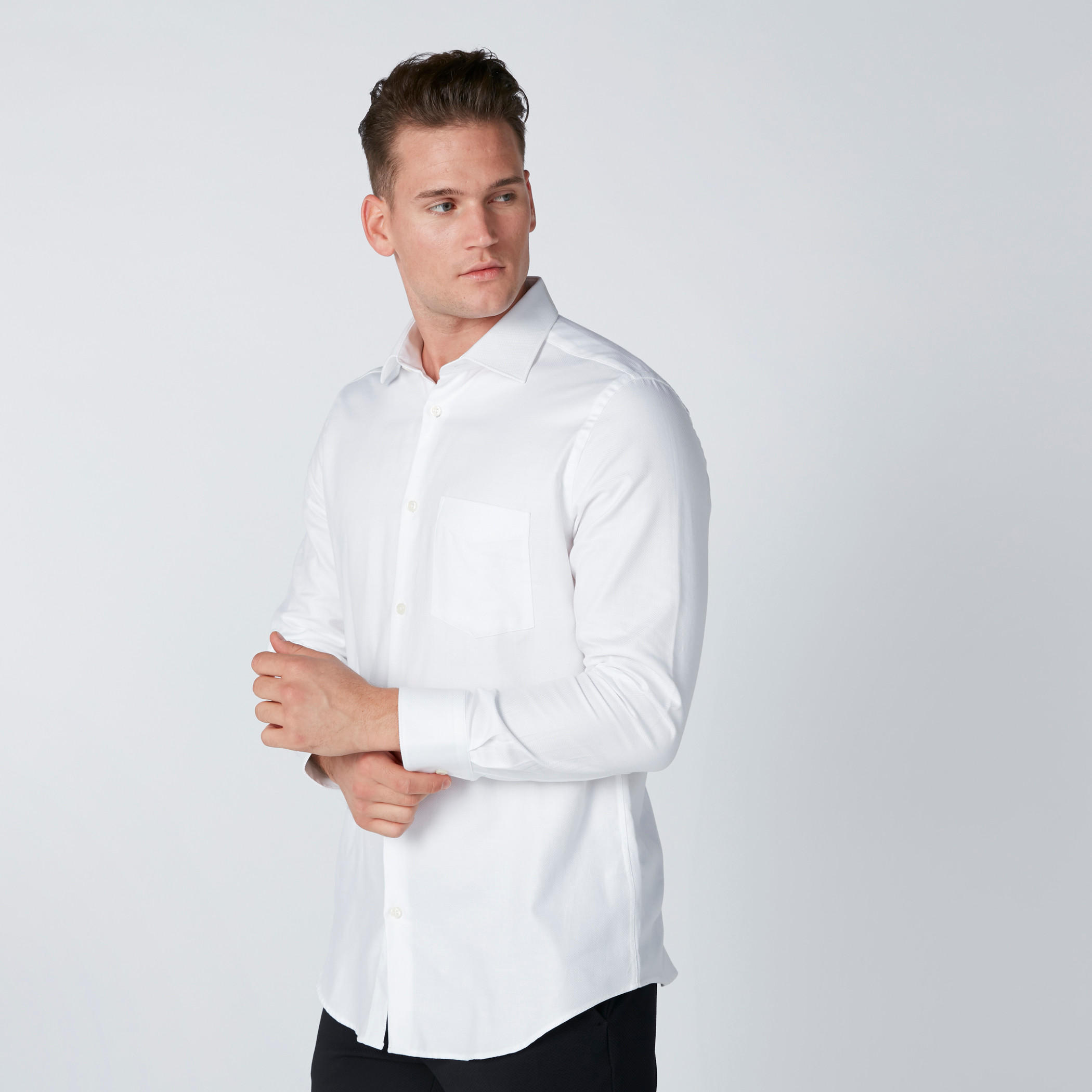 قميص بأكمام طويلة وأزرار وجيوب-men-clothing-shirts-image-1