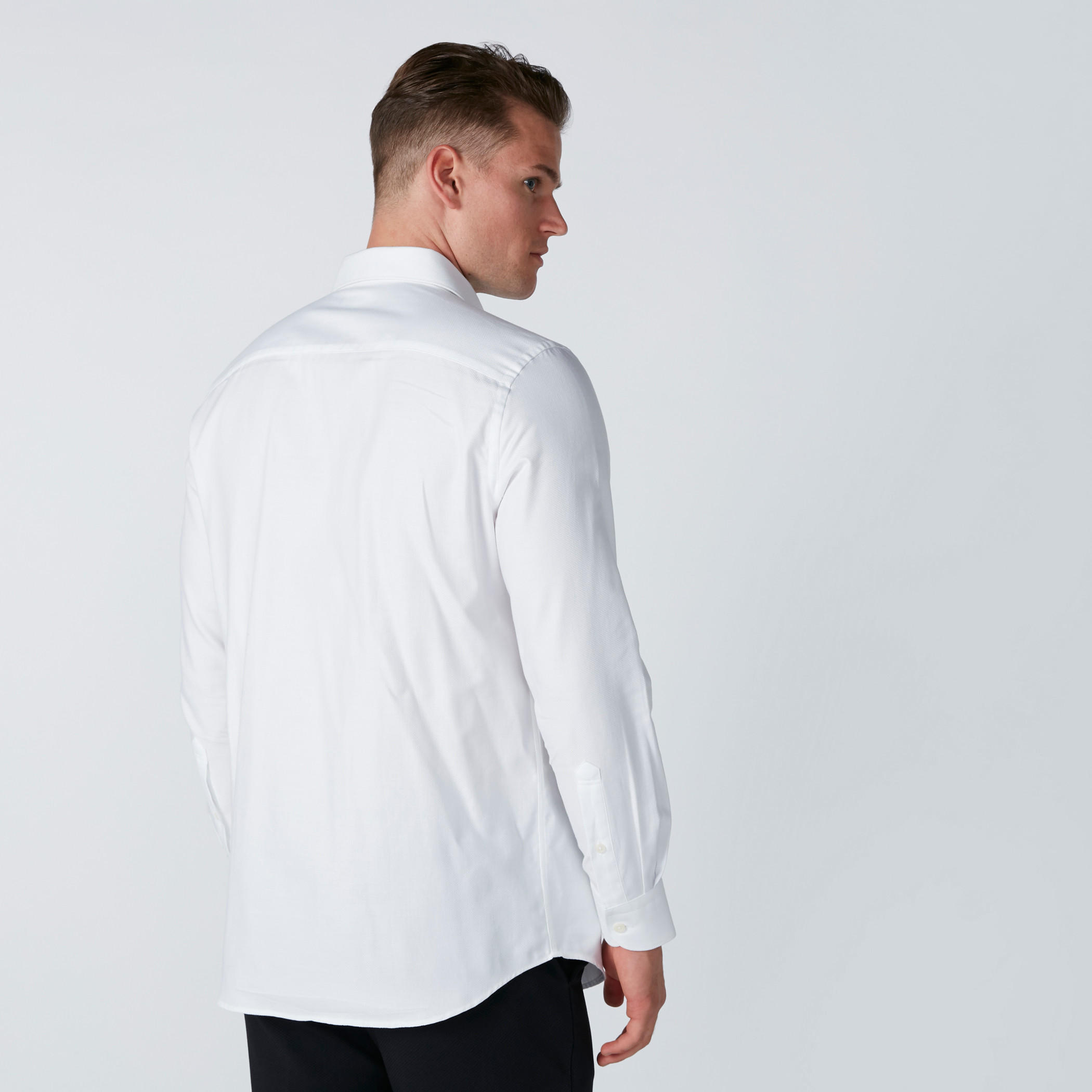 قميص بأكمام طويلة وأزرار وجيوب-men-clothing-shirts-image-2