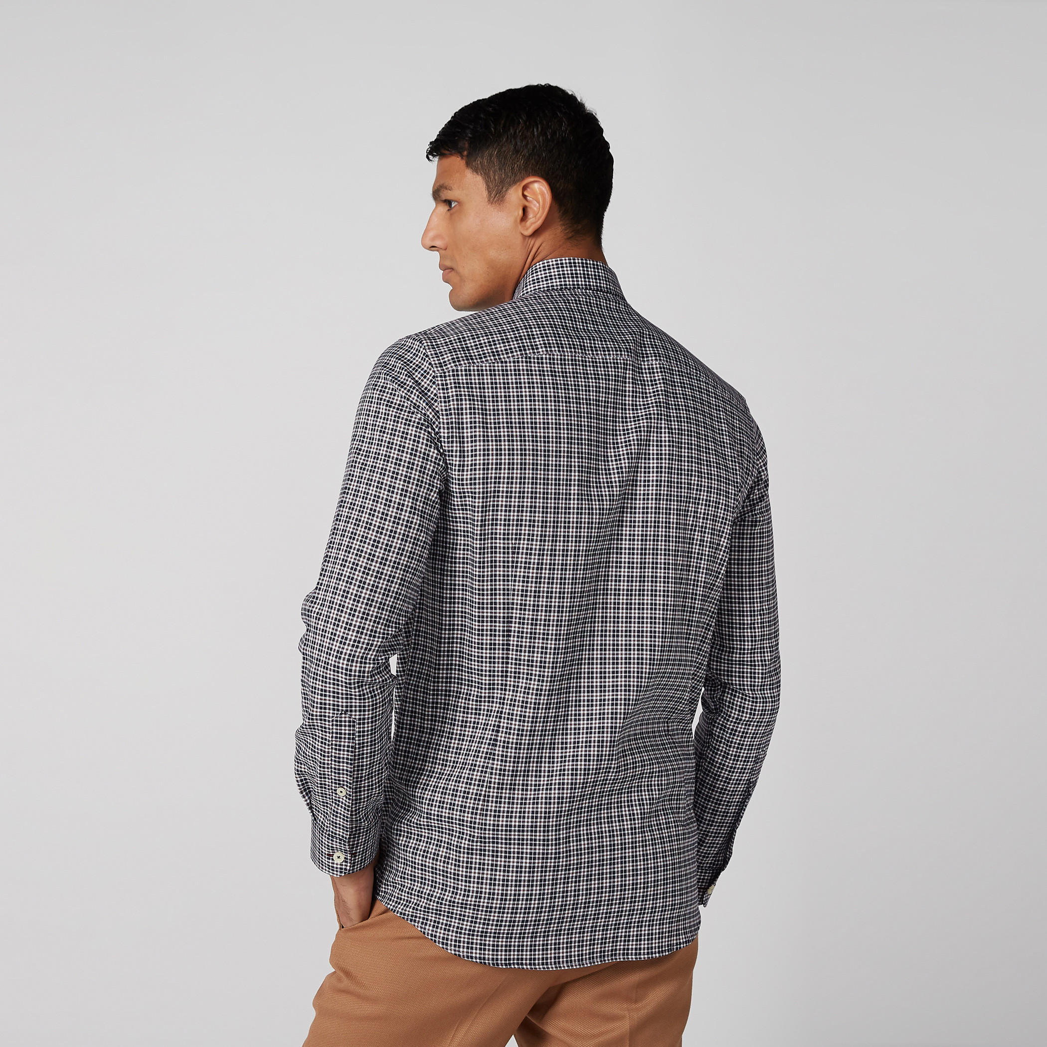Chequered Shirt with Long Sleeves and Button-Down Collar-men-clothing-shirts-image-4