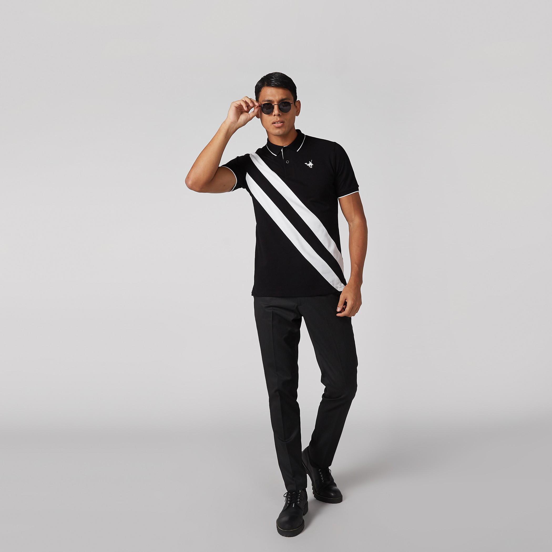 Textured Mid-Rise Trousers with Pocket Detail and Belt Loops-men-clothing-bottoms-trousersandchinos-trousers-image-3