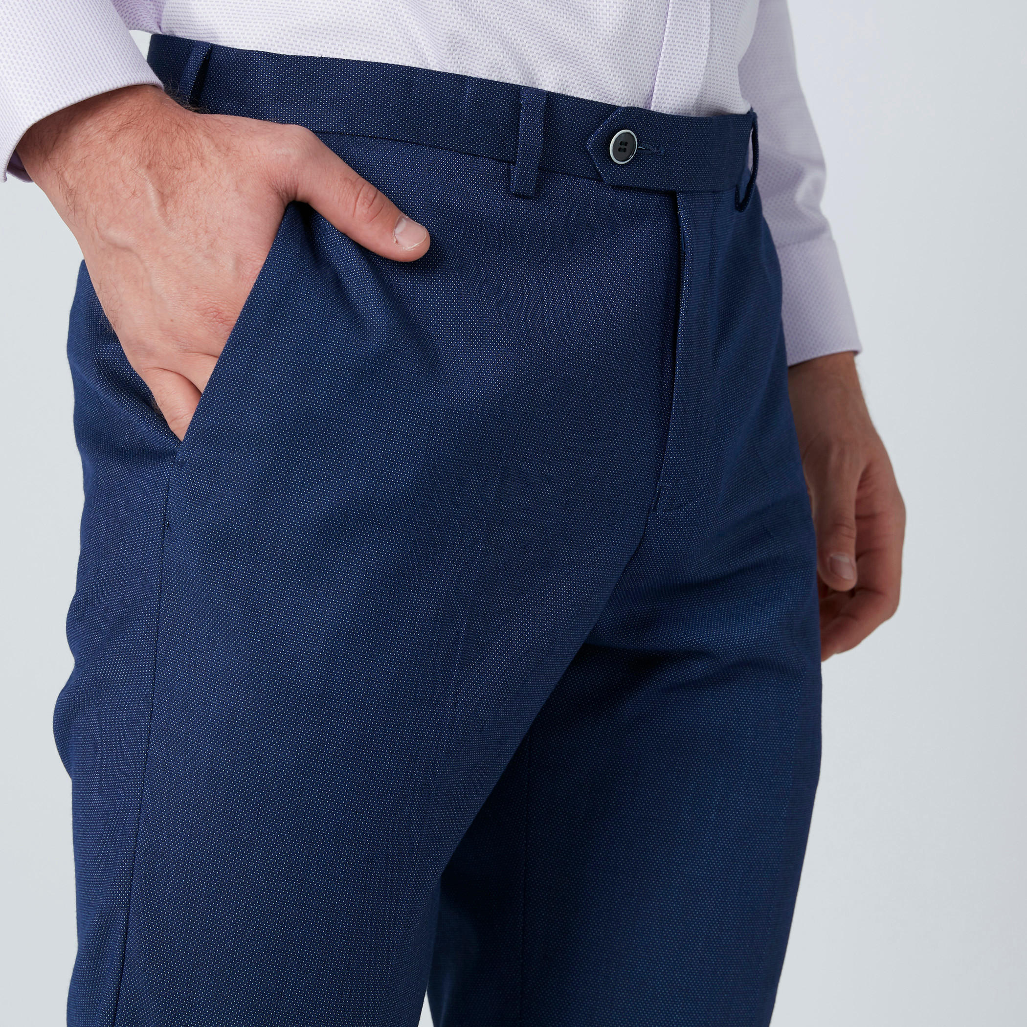 بنطال بخصر متوسط الارتفاع وجيوب-men-clothing-bottoms-trousersandchinos-trousers-image-4