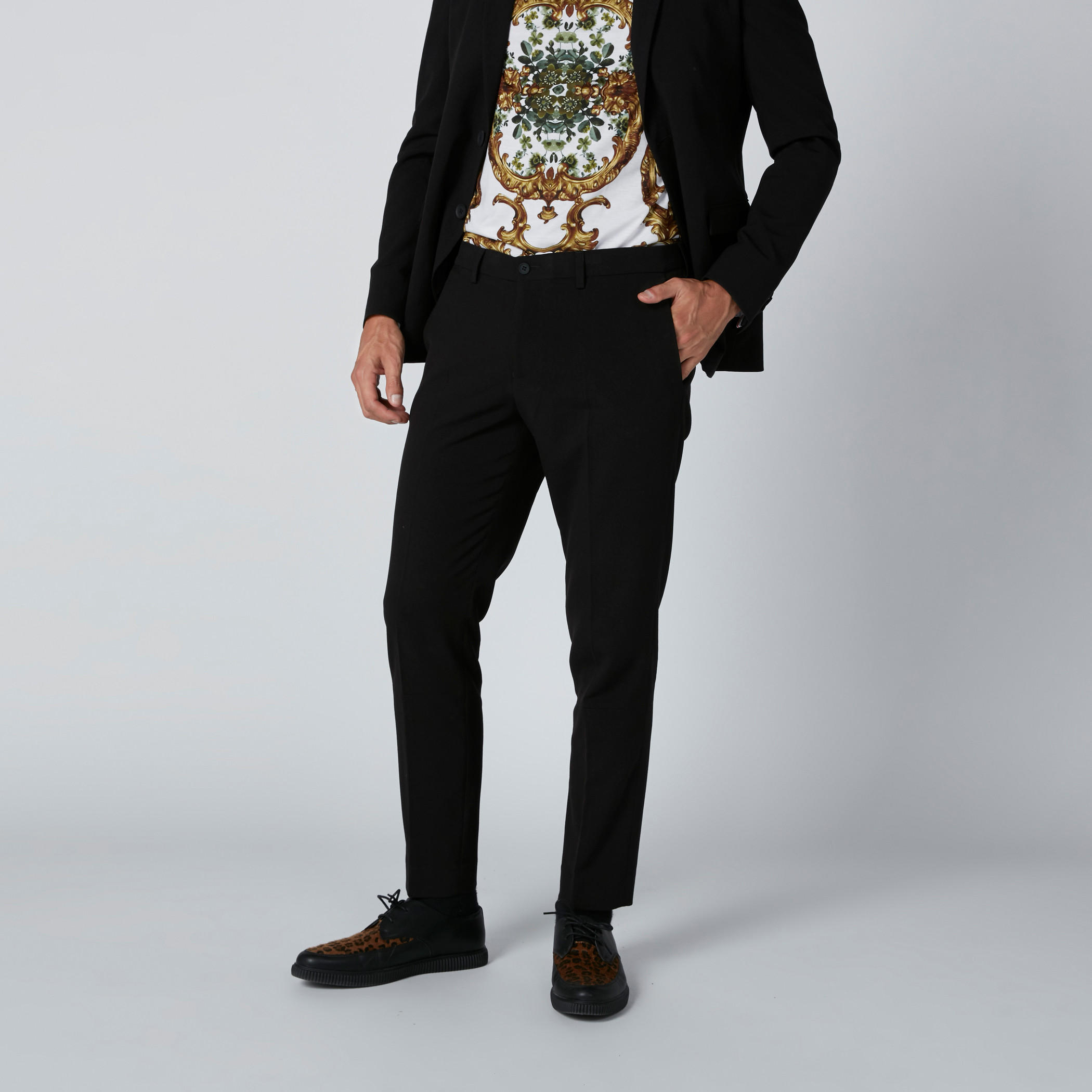 بنطال بخصر متوسط الارتفاع وجيوب-men-clothing-bottoms-trousersandchinos-trousers-image-1
