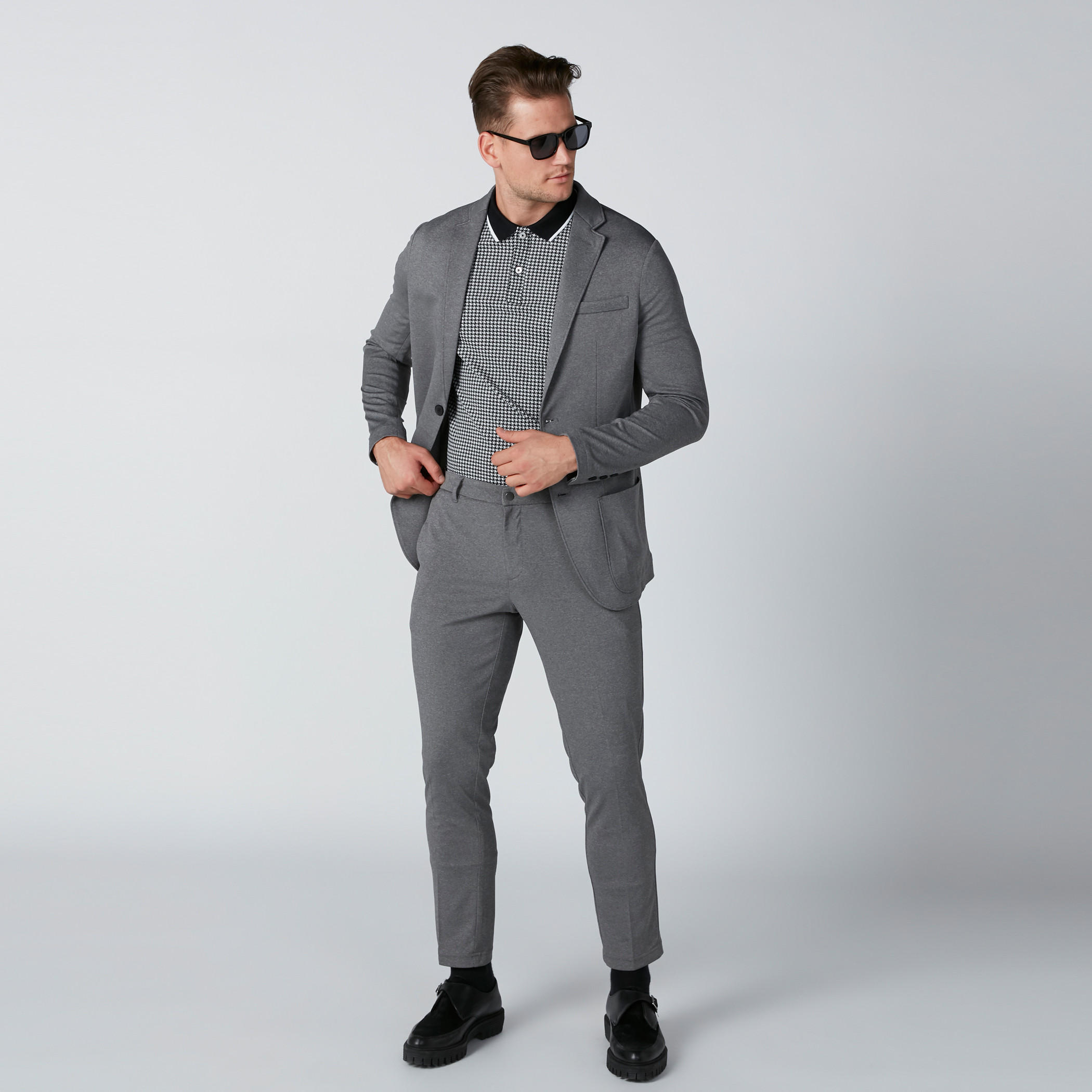 جاكيت بأكمام طويلة وجيوب وفتحة خلفية-men-winterwear-jacketsandblazers-image-3