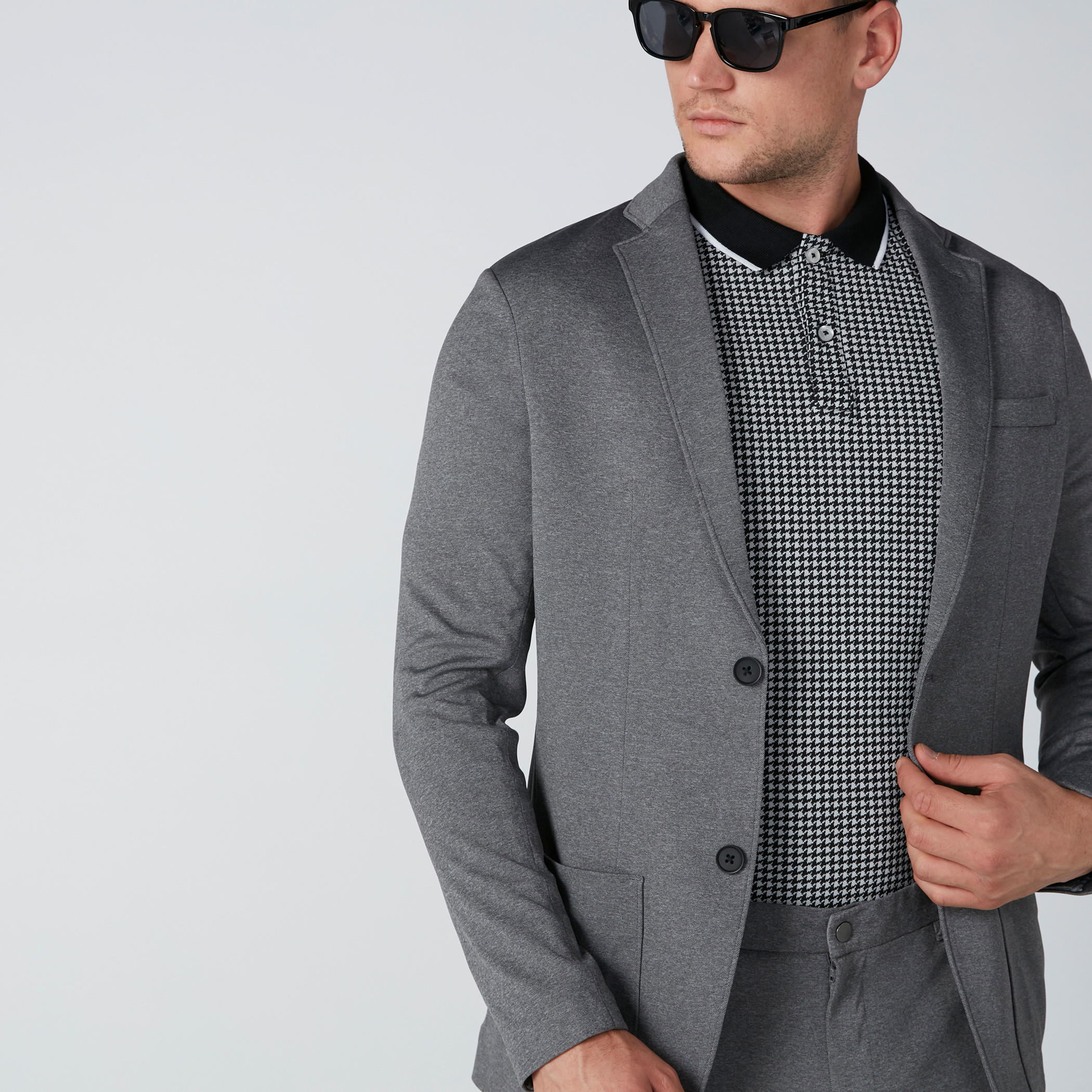 جاكيت بأكمام طويلة وجيوب وفتحة خلفية-men-winterwear-jacketsandblazers-image-4