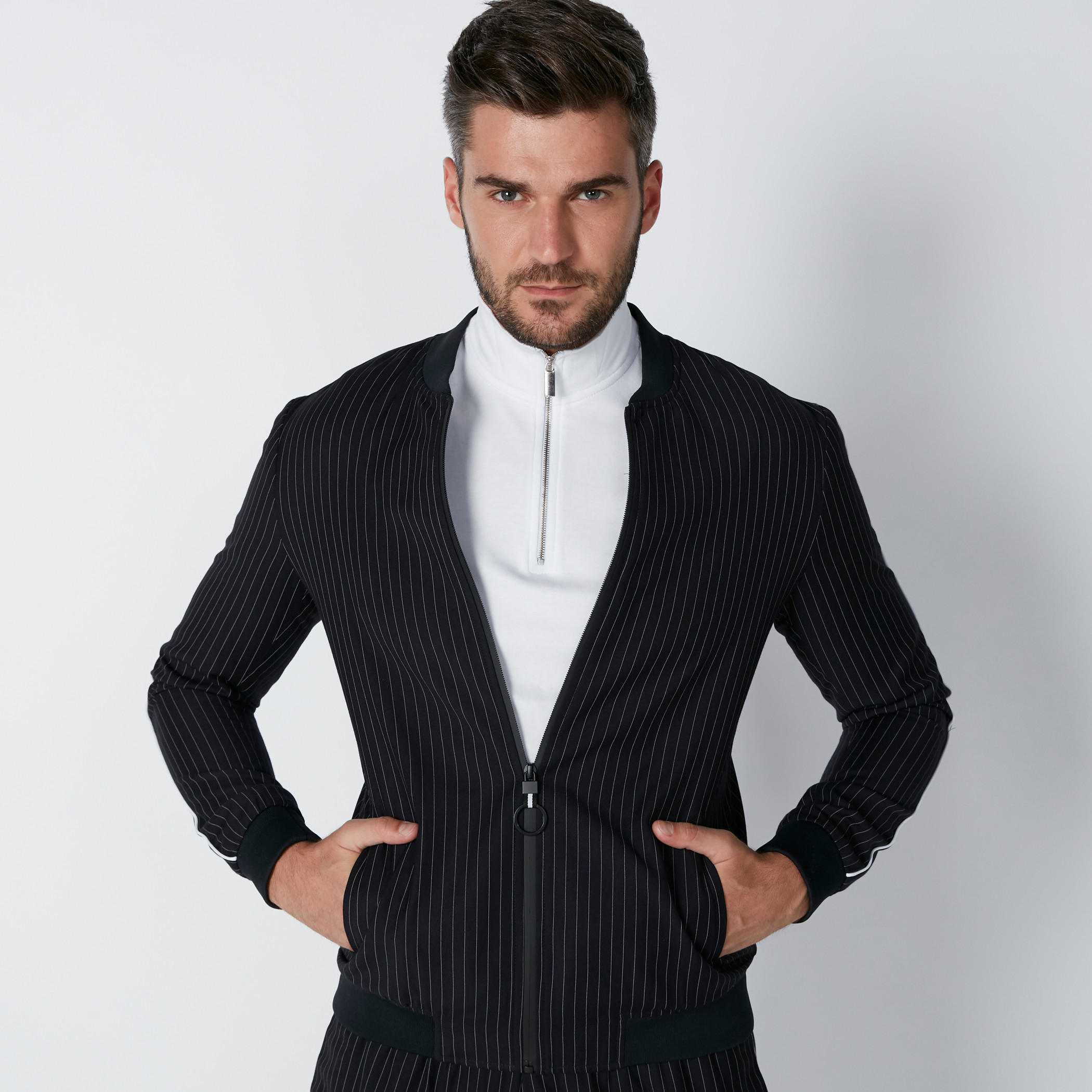 جاكيت مقلّم بسحّاب إغلاق وجيوب-men-clothing-jacketsandblazers-jackets-image-3