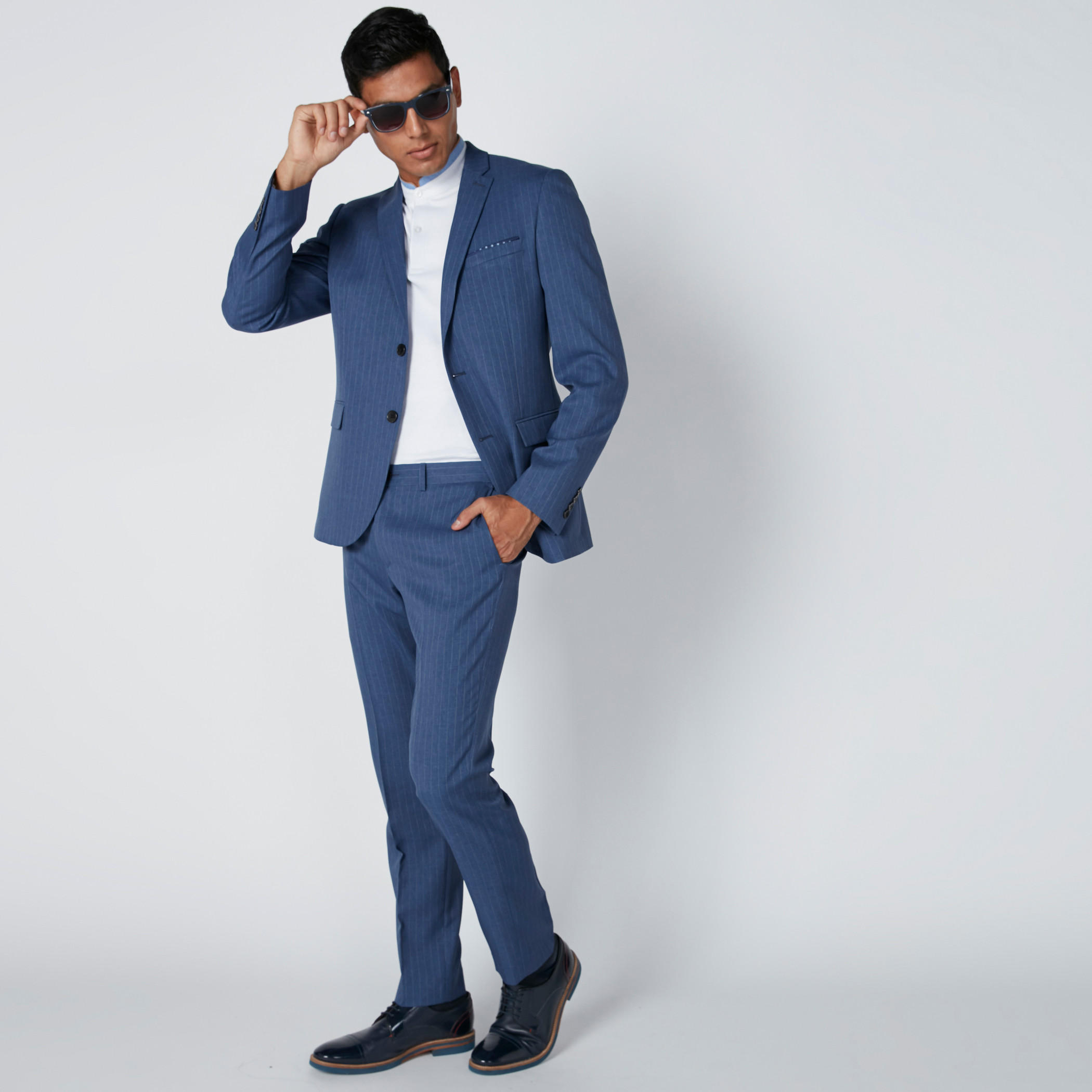 جاكيت سليم مقلم بجيوب-men-winterwear-jacketsandblazers-image-3