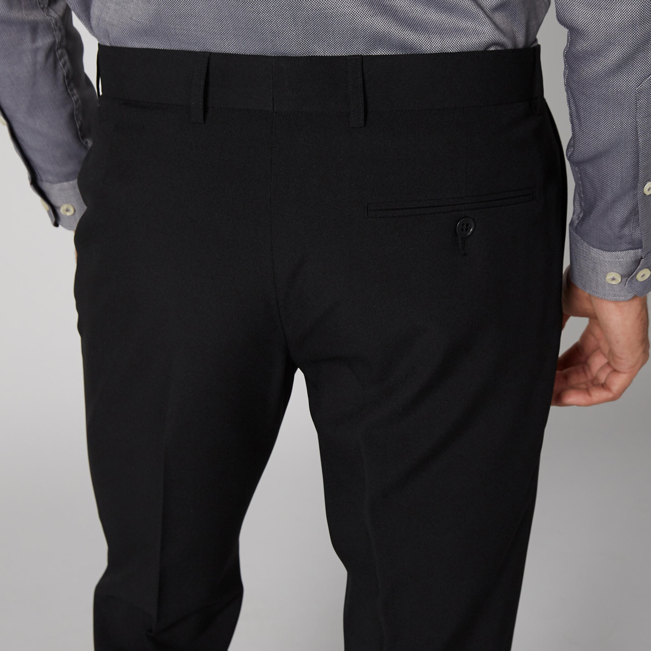 بنطال بقصّة عادية وخصر متوسط الارتفاع وجيوب -men-clothing-bottoms-trousersandchinos-trousers-image-6