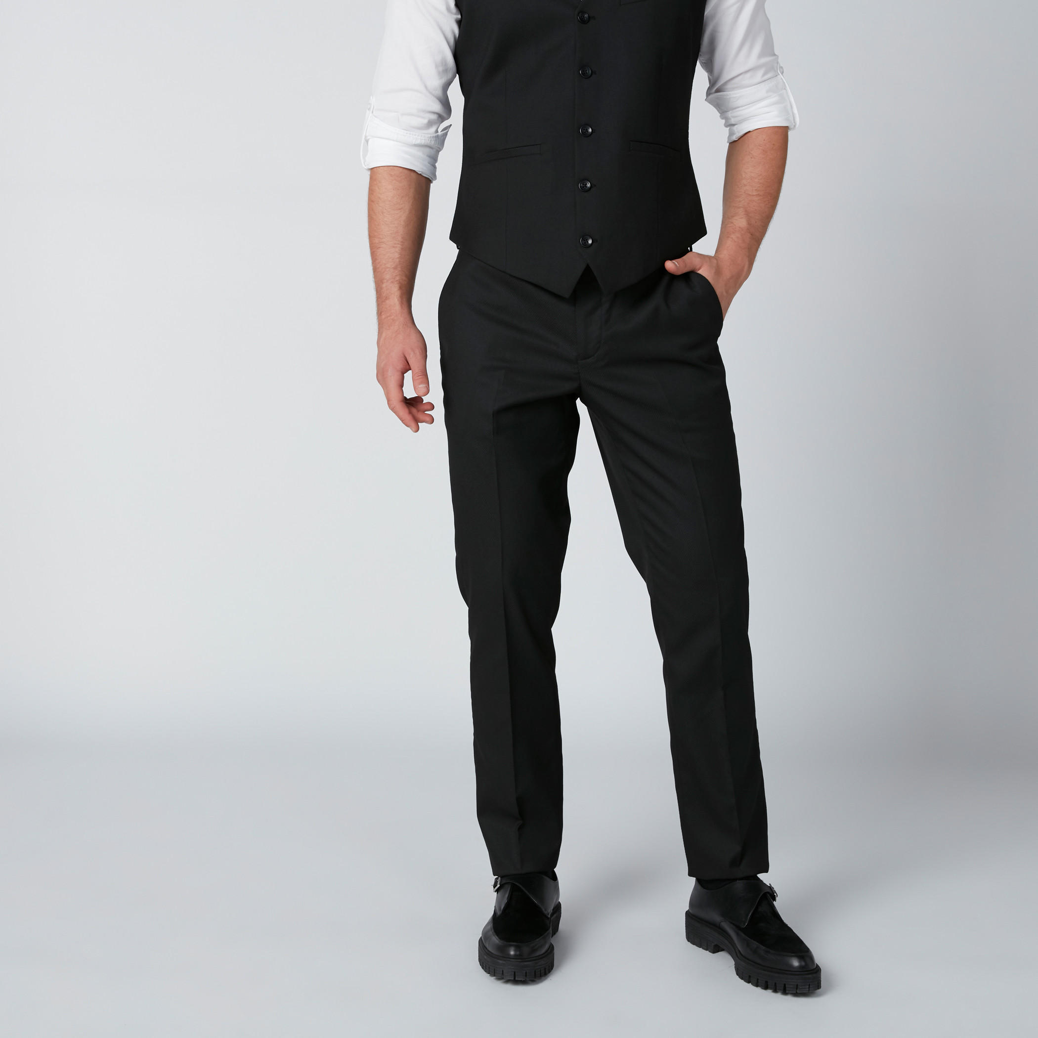 بنطال بجيوب-men-clothing-bottoms-trousersandchinos-trousers-image-1