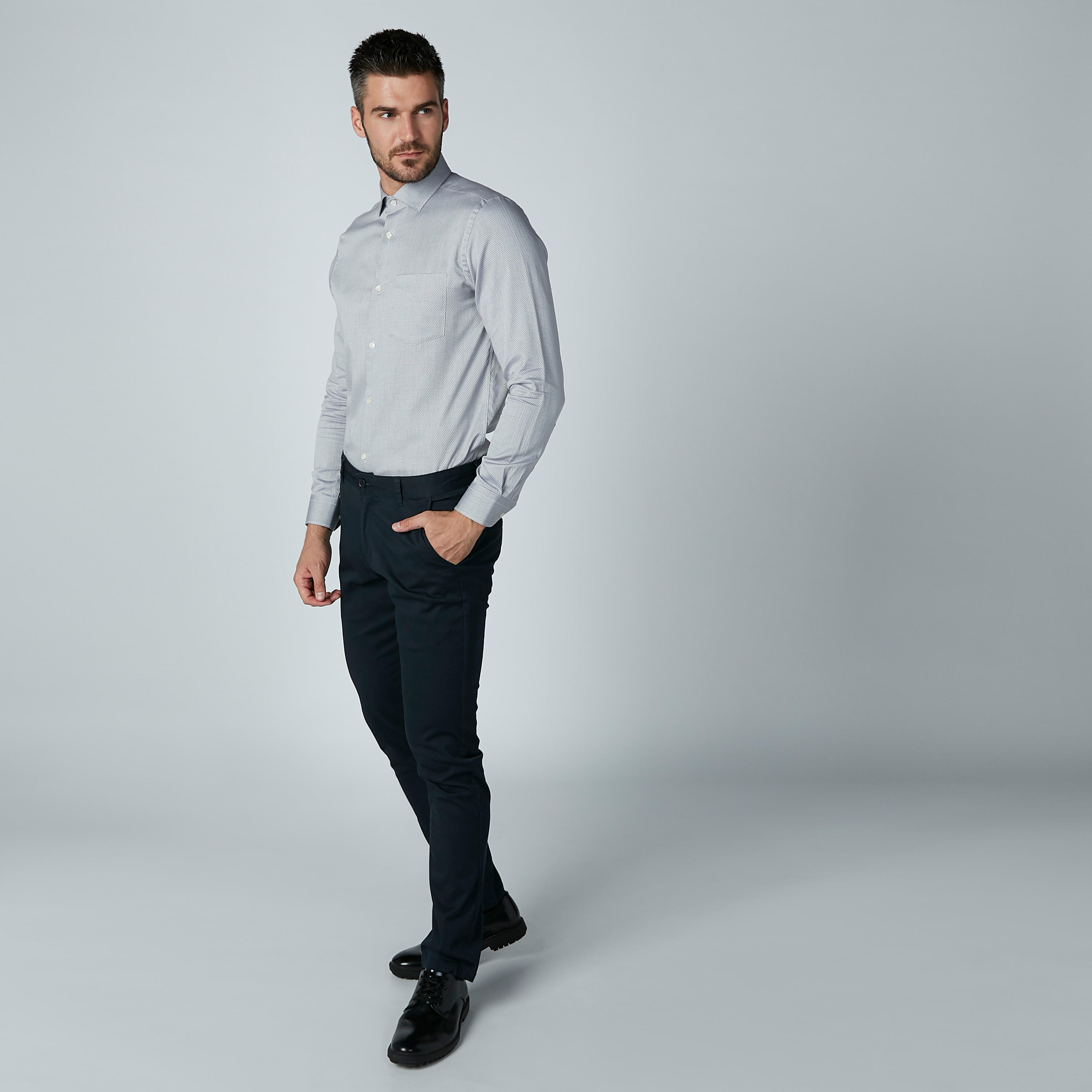 قميص رسمي بأكمام طويلة وجيب على الصدر-men-clothing-shirts-image-1