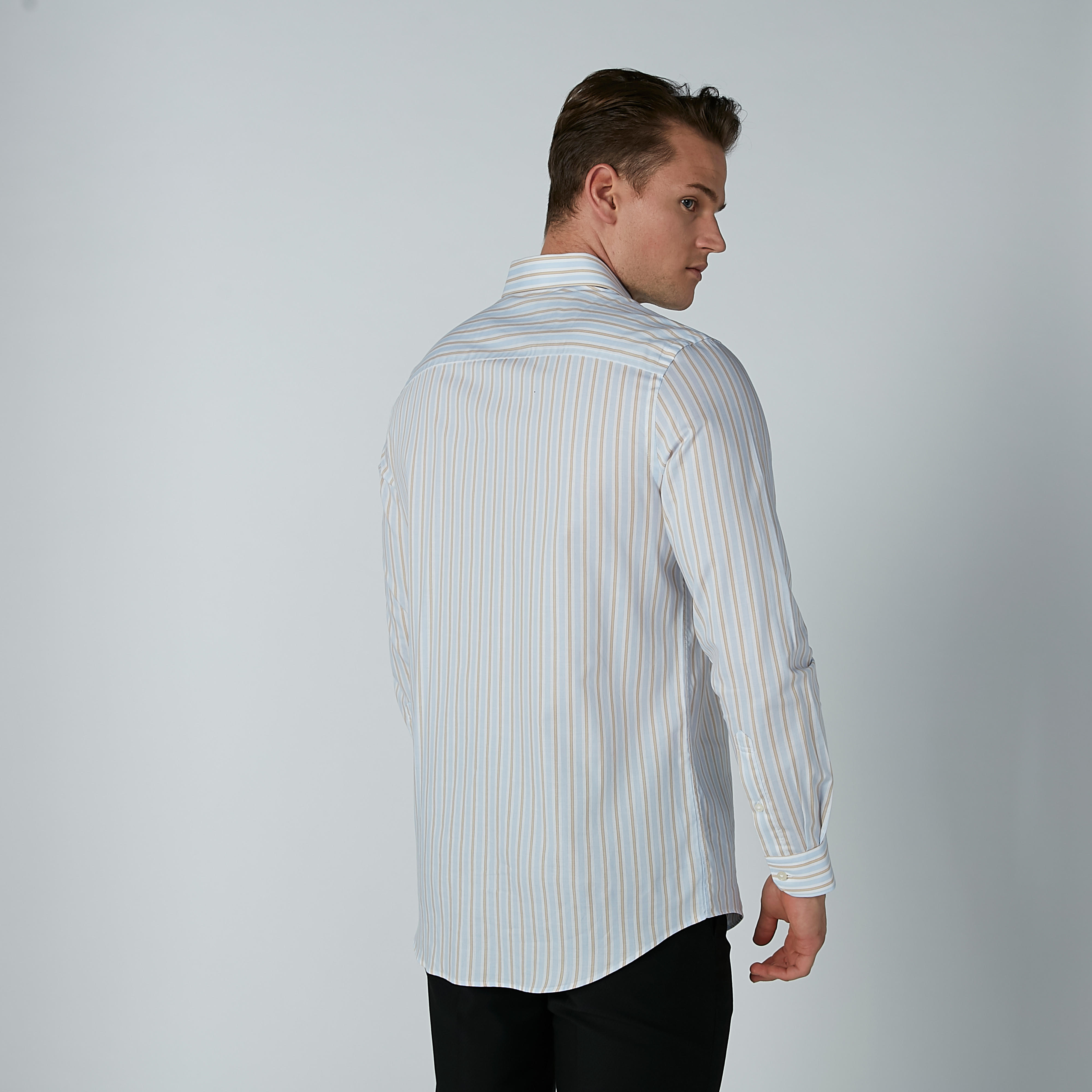 قميص مقلّم بأكمام طويلة وجيوب-men-clothing-shirts-image-5