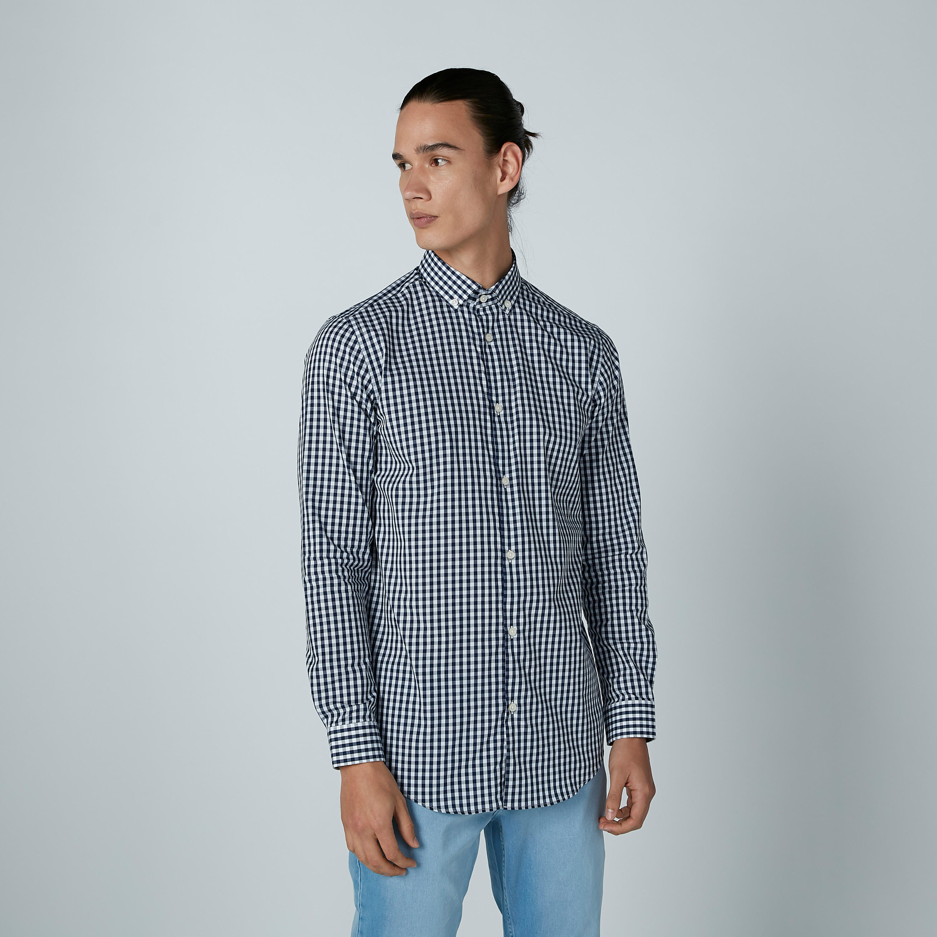 قميص كاروهات بياقة وأكمام بأزرار-men-clothing-shirts-image-1