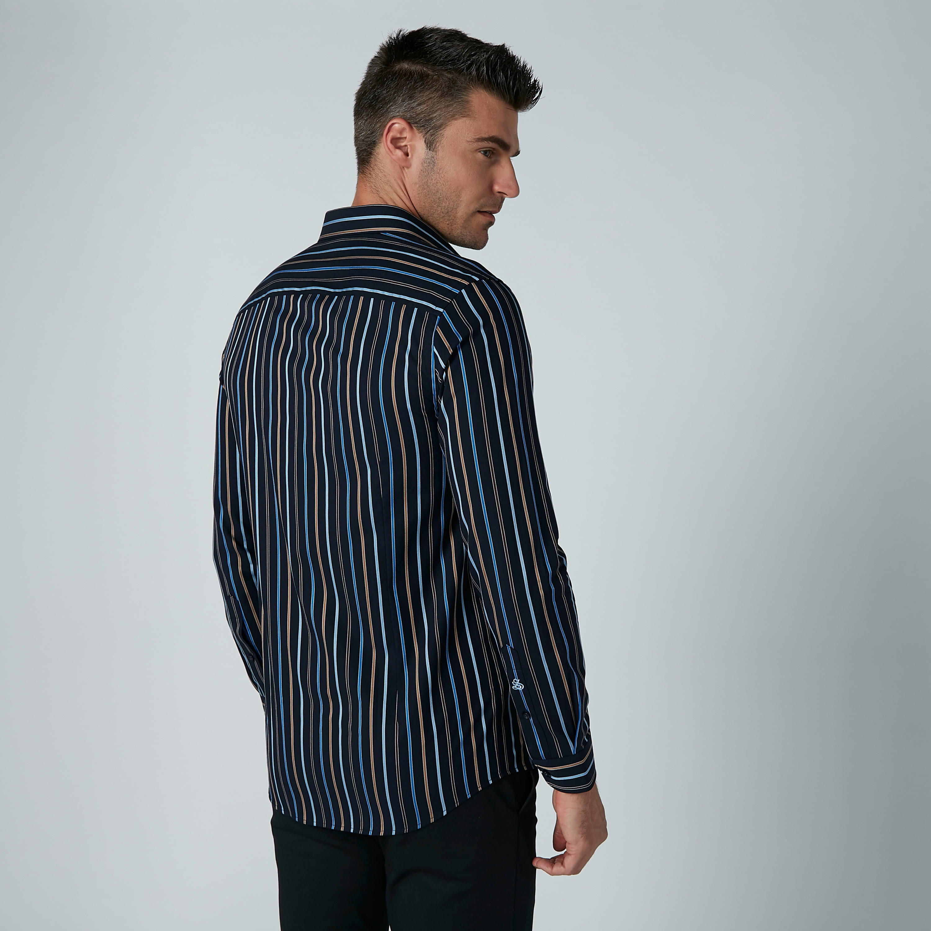 قميص مقلّم بياقة واسعة وأكمام طويلة-men-clothing-shirts-image-5