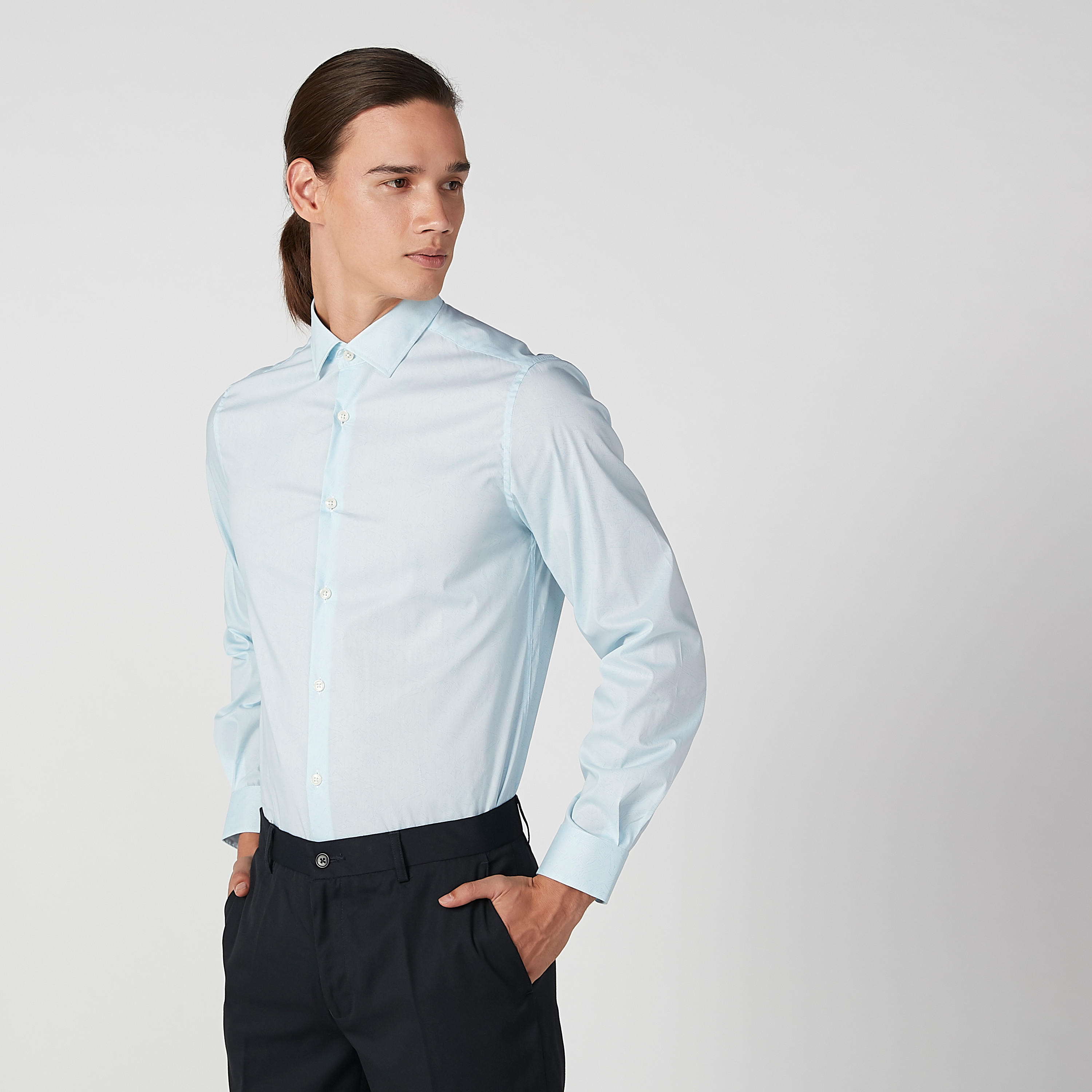 قميص سادة بياقة عاديّة وأكمام طويلة-men-clothing-shirts-image-1