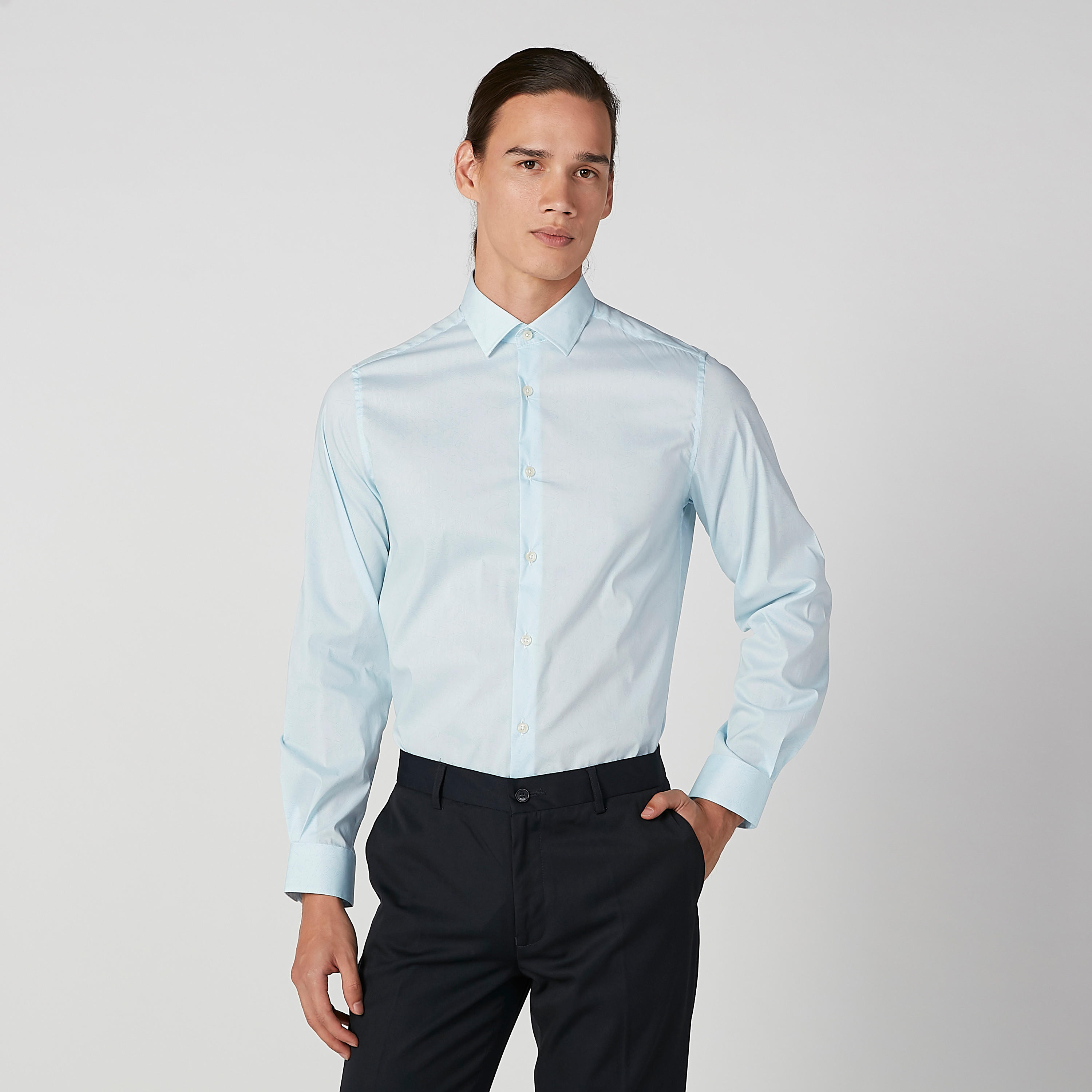 قميص سادة بياقة عاديّة وأكمام طويلة-men-clothing-shirts-image-3