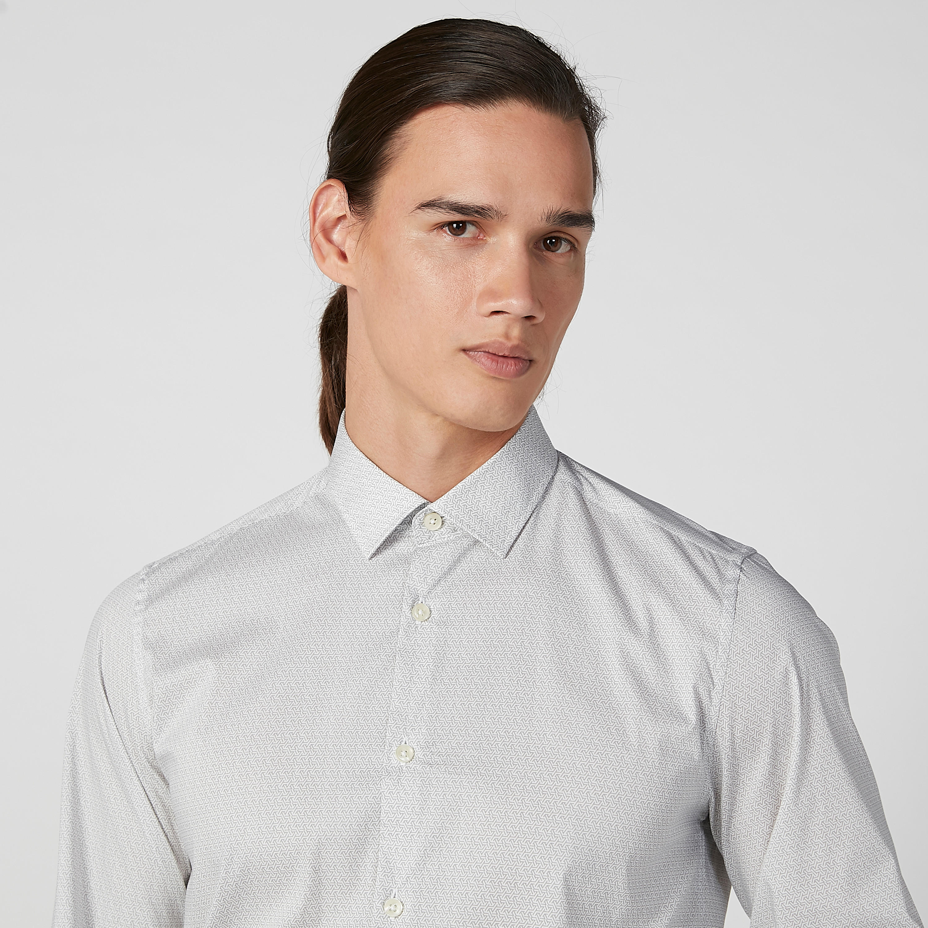 قميص بارز الملمس بياقة عاديّة وأكمام طويلة-men-clothing-shirts-image-4