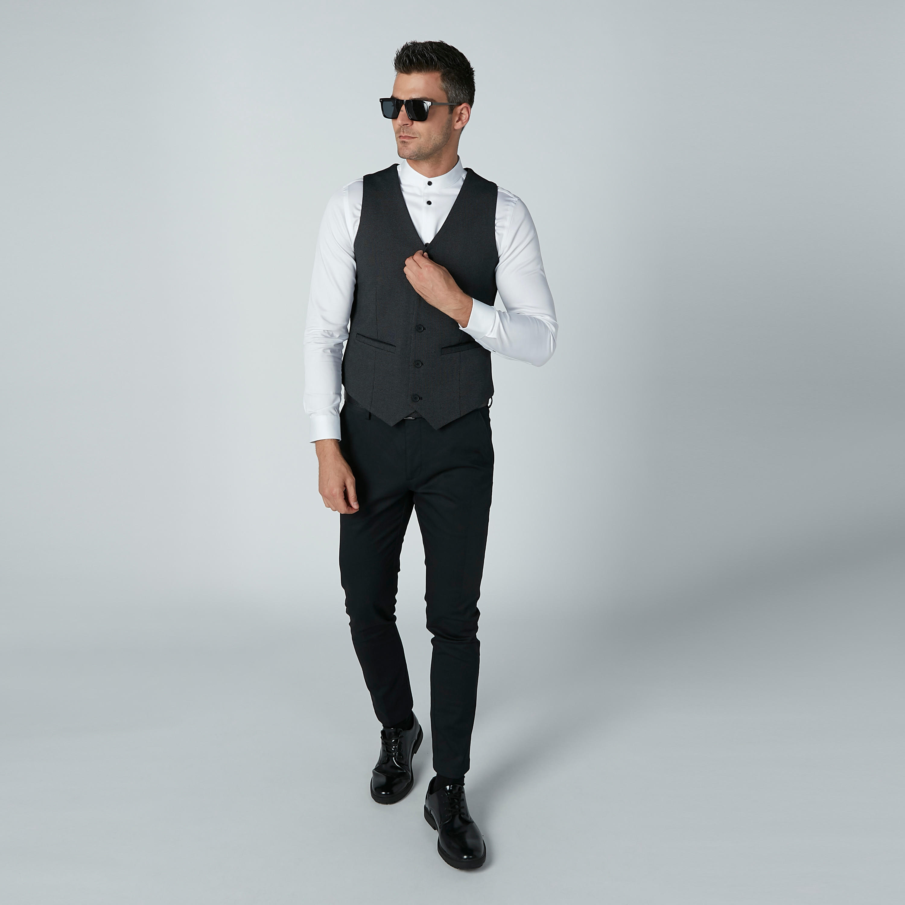 قميص رسمي سادة بياقة ماندارين وأكمام طويلة-men-clothing-shirts-image-3