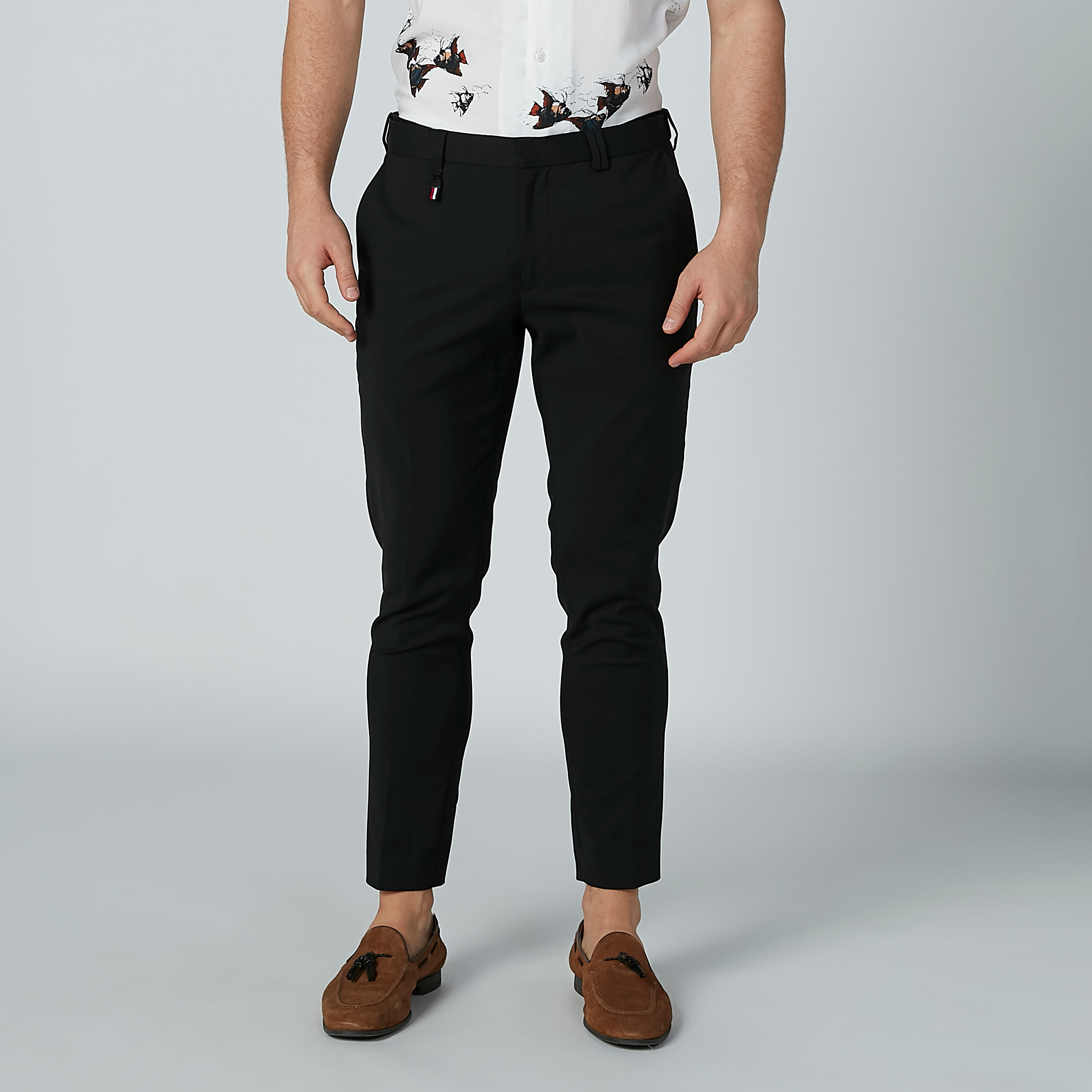 بنطال شينو سادة بسحّاب إغلاق وجيوب-men-clothing-bottoms-trousersandchinos-trousers-image-4