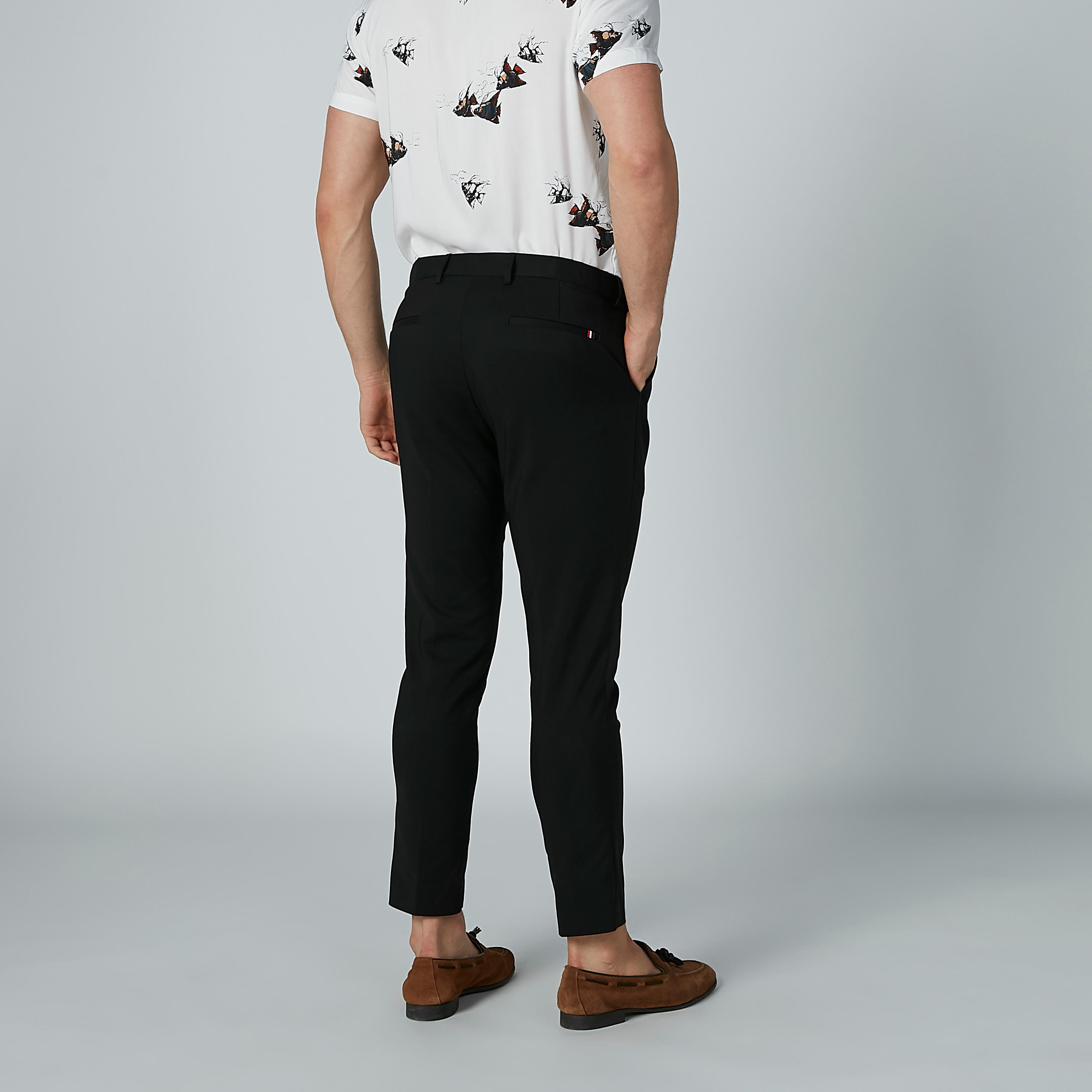 بنطال شينو سادة بسحّاب إغلاق وجيوب-men-clothing-bottoms-trousersandchinos-trousers-image-2