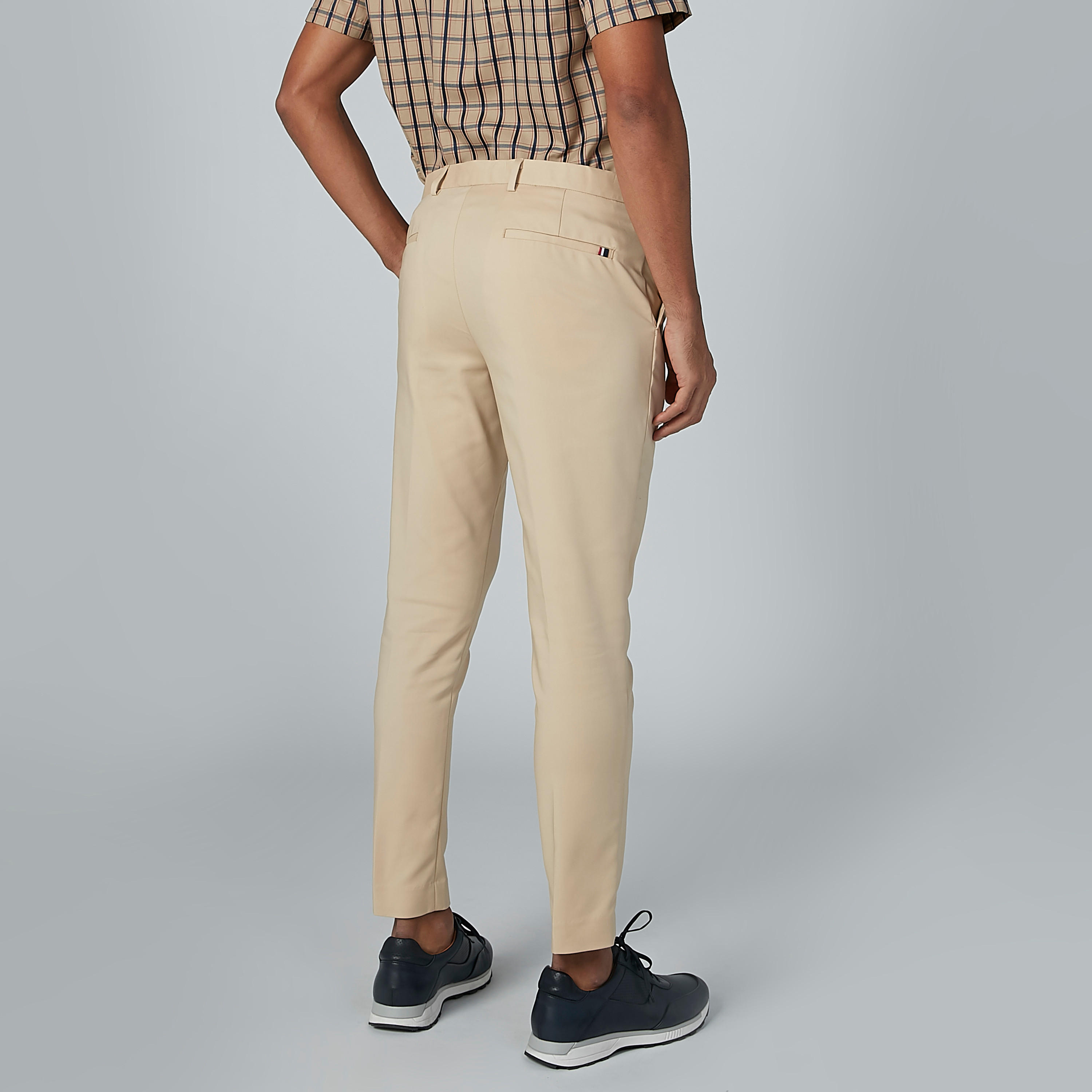 بنطال شينو طويل بجيوب-men-clothing-bottoms-trousersandchinos-trousers-image-6