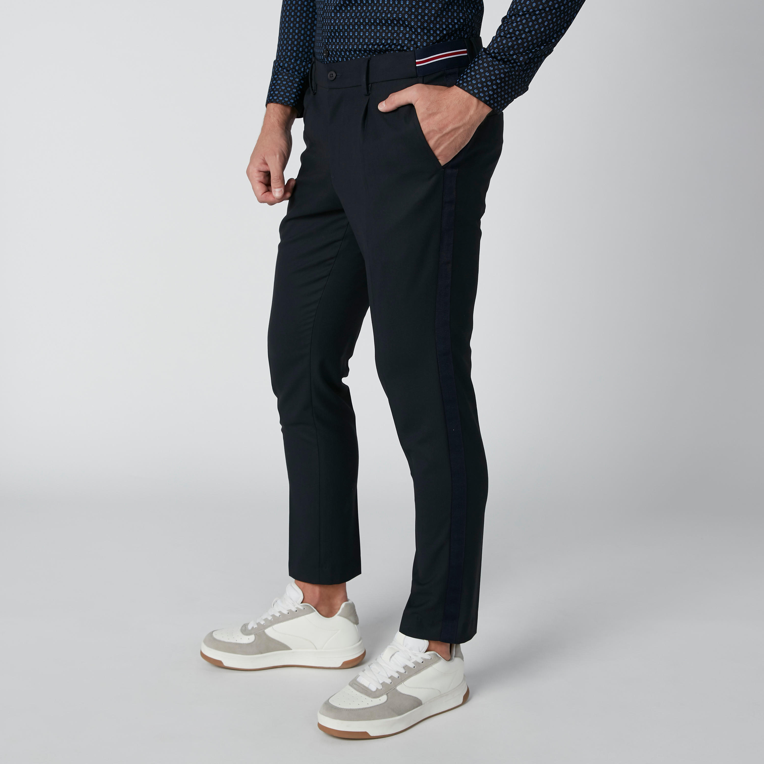 بنطال طويل بجيوب وشريطة-men-clothing-bottoms-trousersandchinos-trousers-image-4
