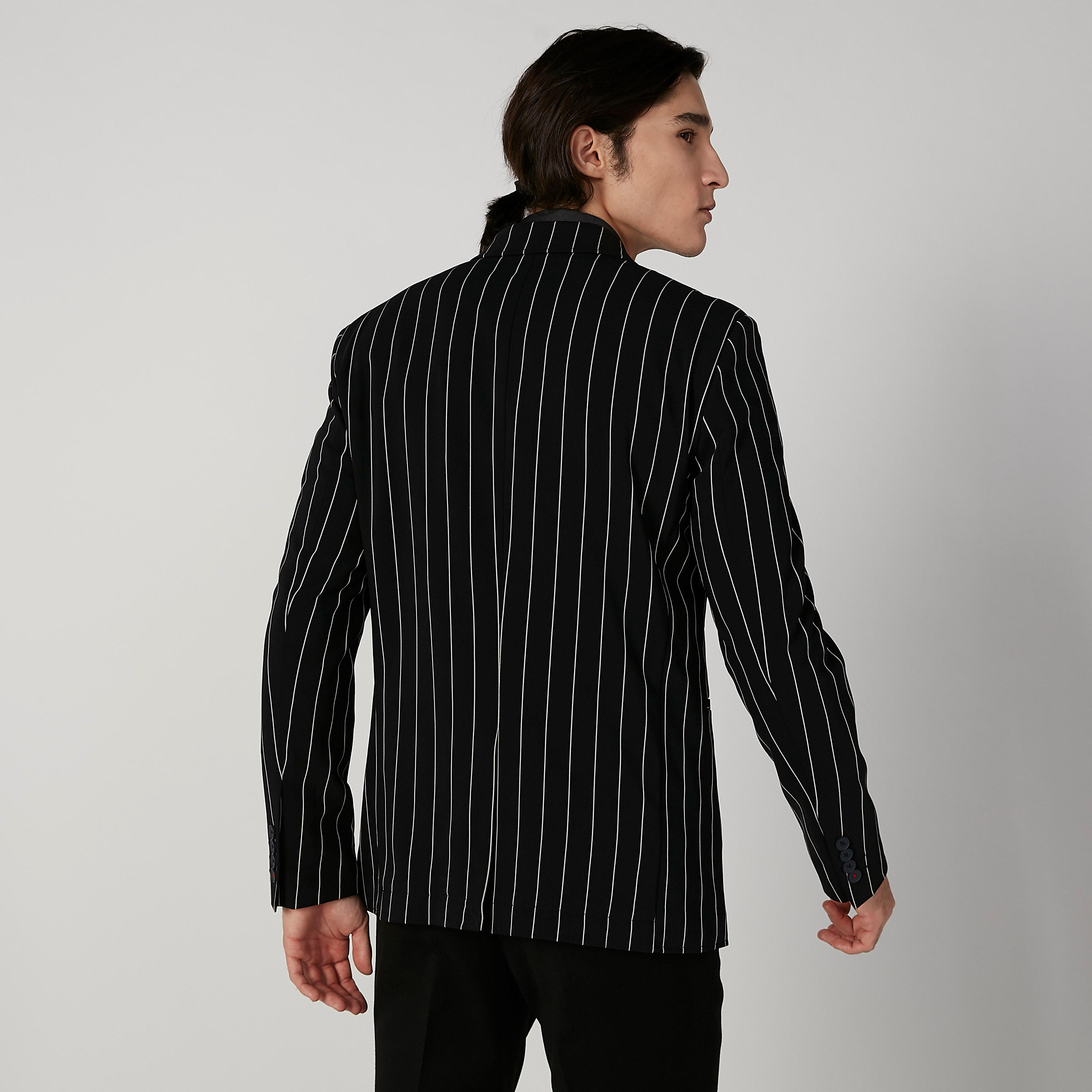 بليزر مخطط بأكمام طويلة وجيوب داخلية-men-winterwear-jacketsandblazers-image-2