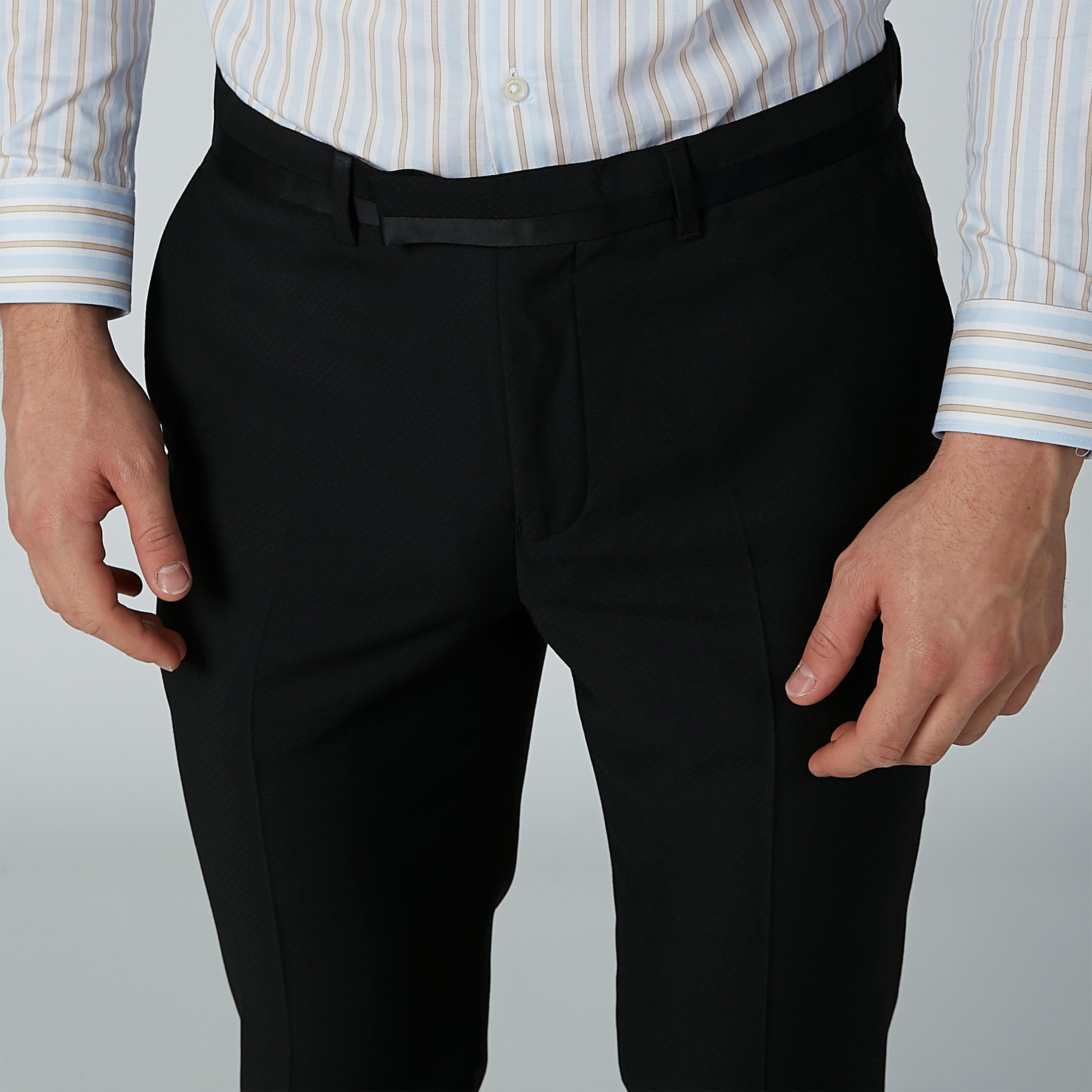 بنطال رسمي سادة بسحّاب إغلاق وجيوب-men-clothing-bottoms-trousersandchinos-trousers-image-4