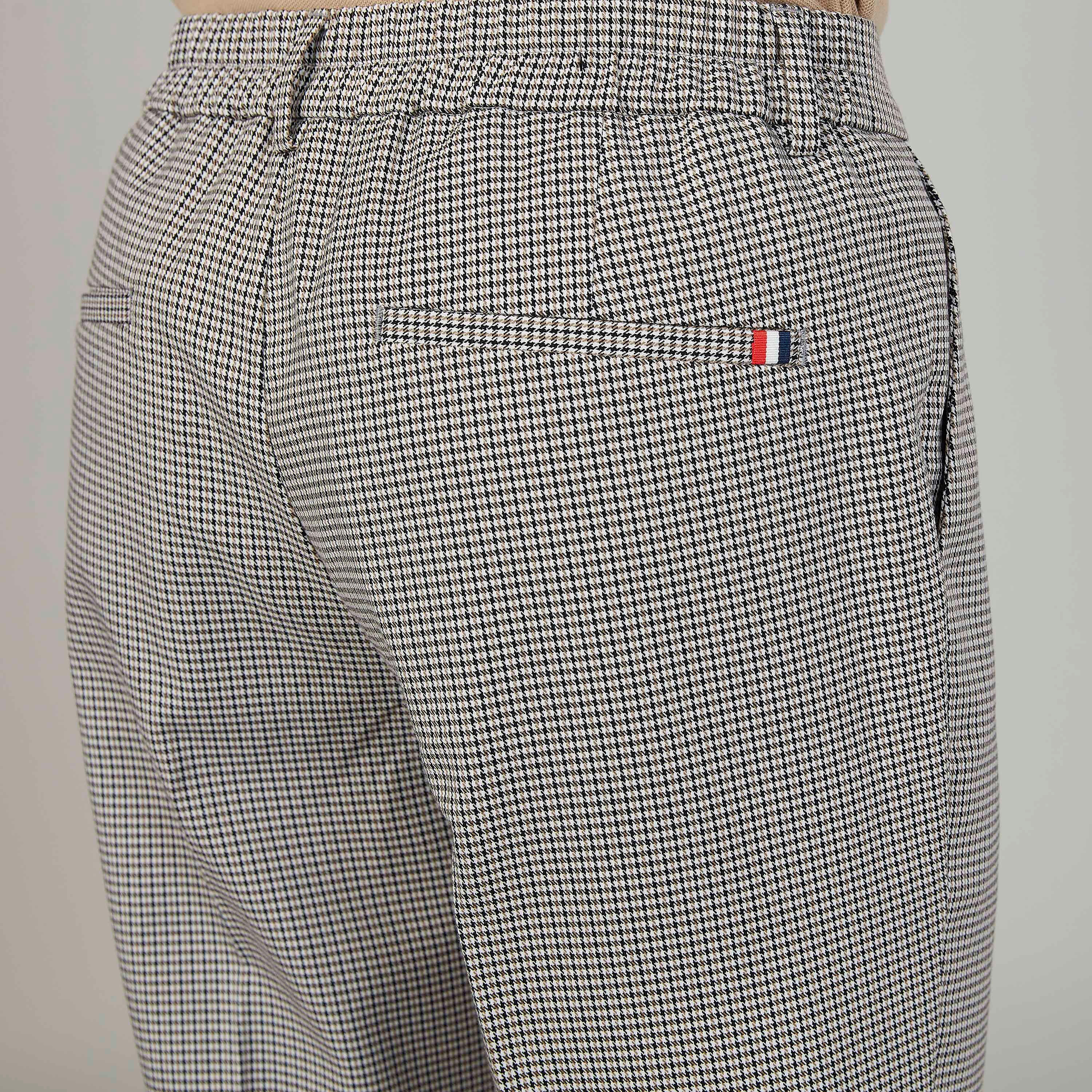 بنطال مربعات بتفاصيل جيوب-men-clothing-bottoms-trousersandchinos-trousers-image-3