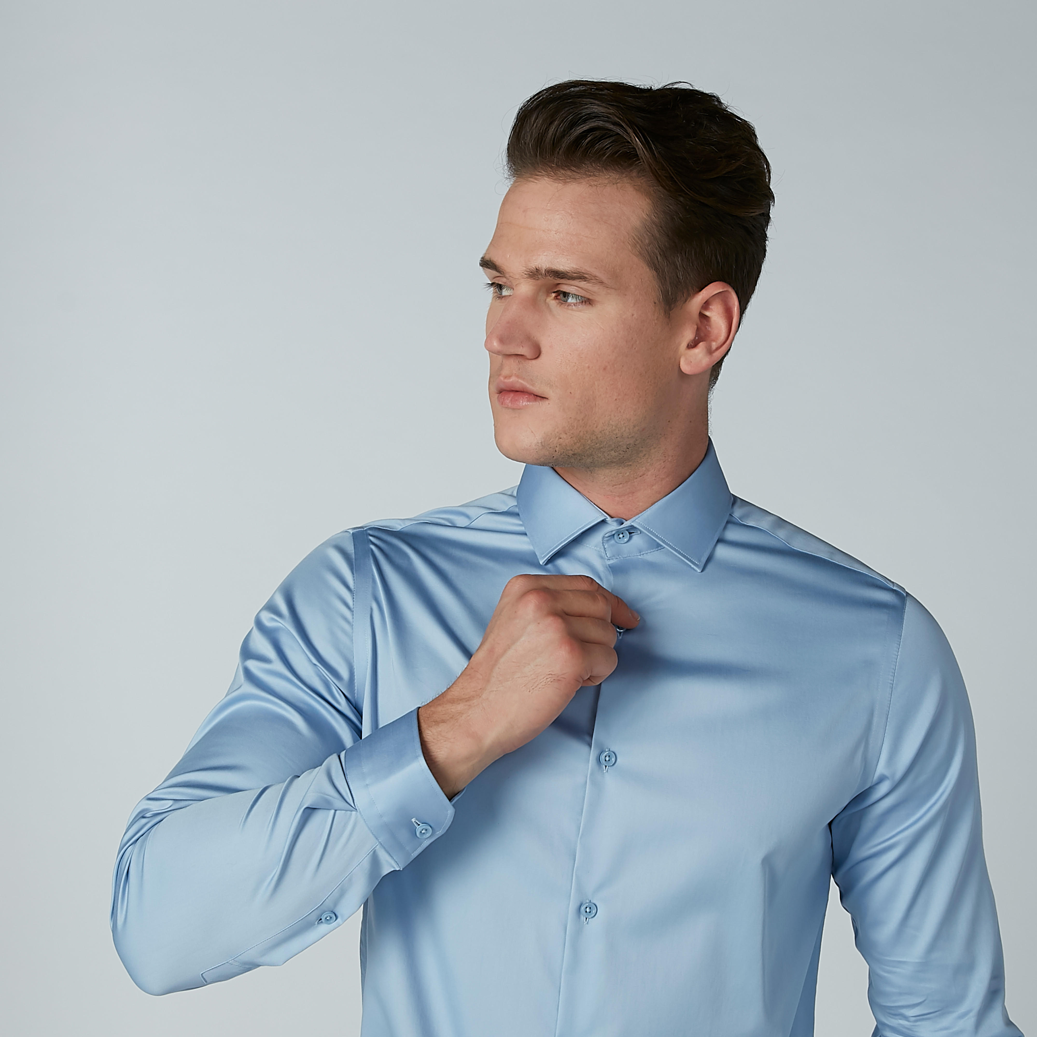 قميص سادة بياقة عاديّة وأكمام طويلة-men-clothing-shirts-image-3