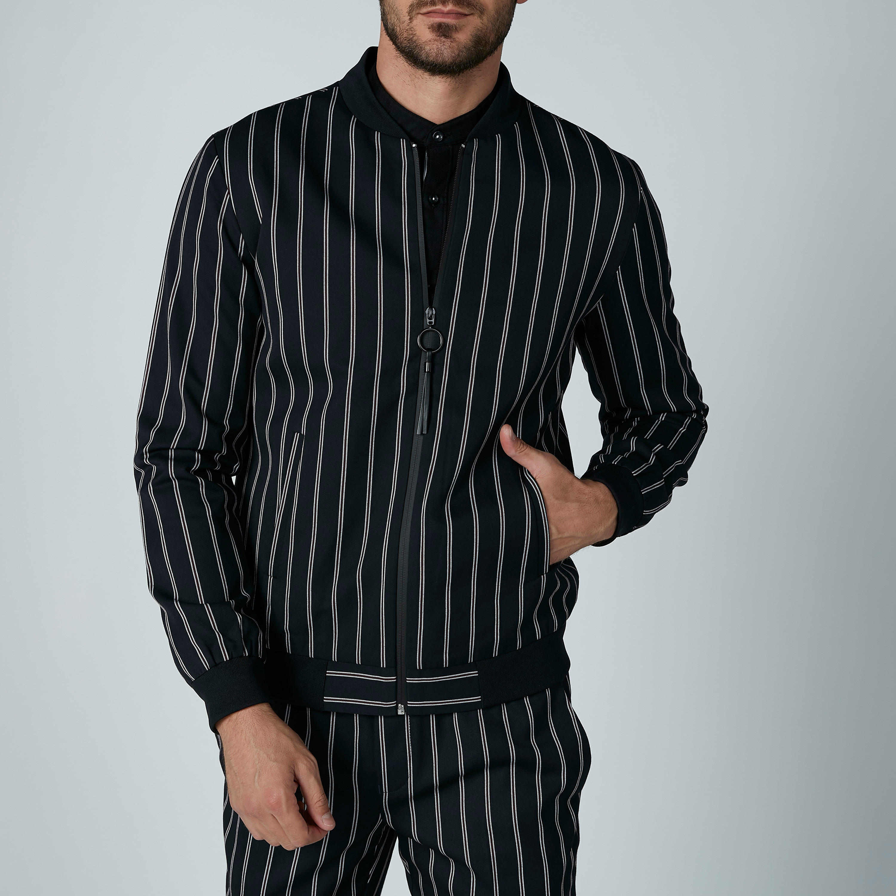 جاكيت بومبر مقلّم بأكمام طويلة وسحّاب إغلاق-men-clothing-jacketsandblazers-jackets-image-5