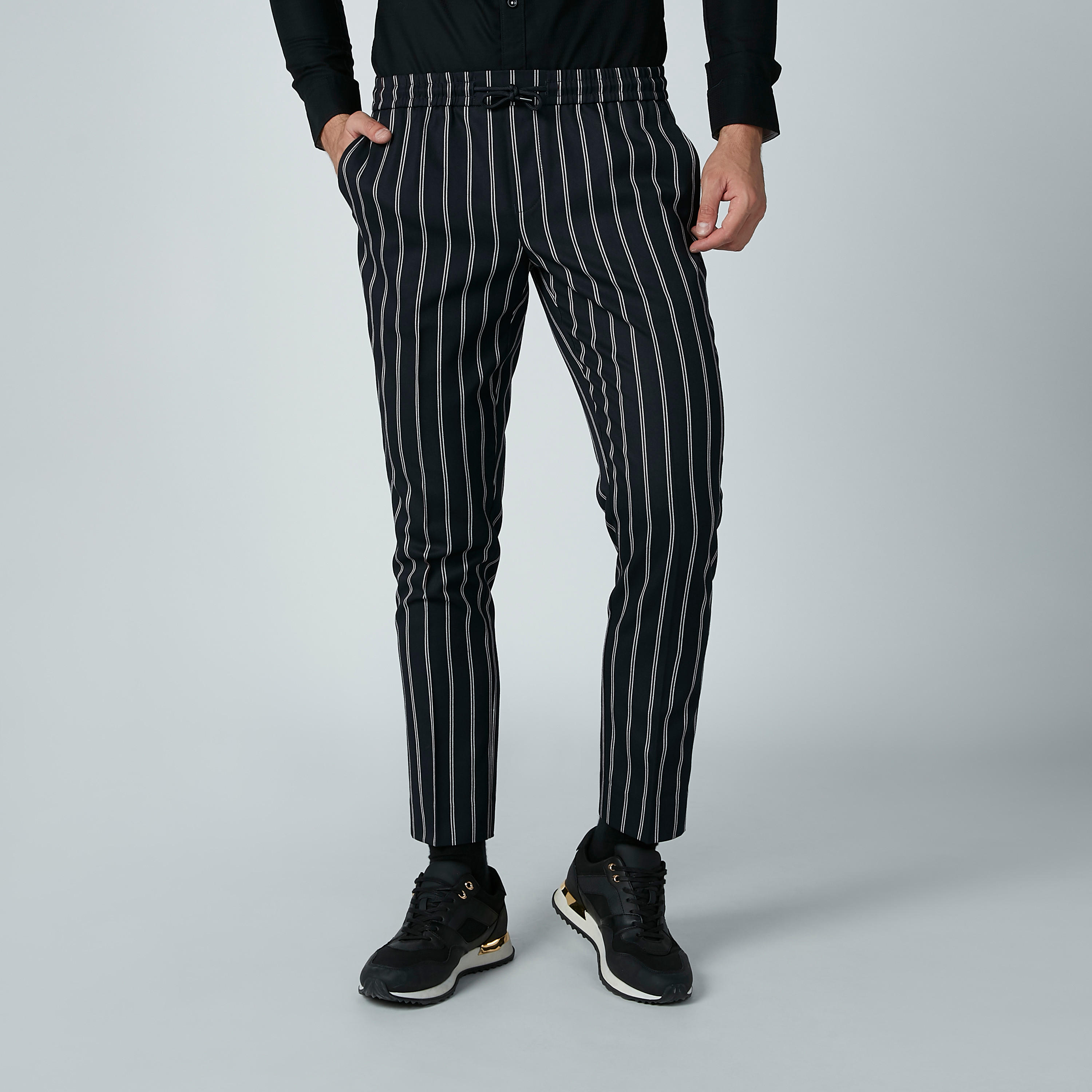 بنطال مقلّم برباط وجيوب-men-clothing-bottoms-trousersandchinos-trousers-image-2