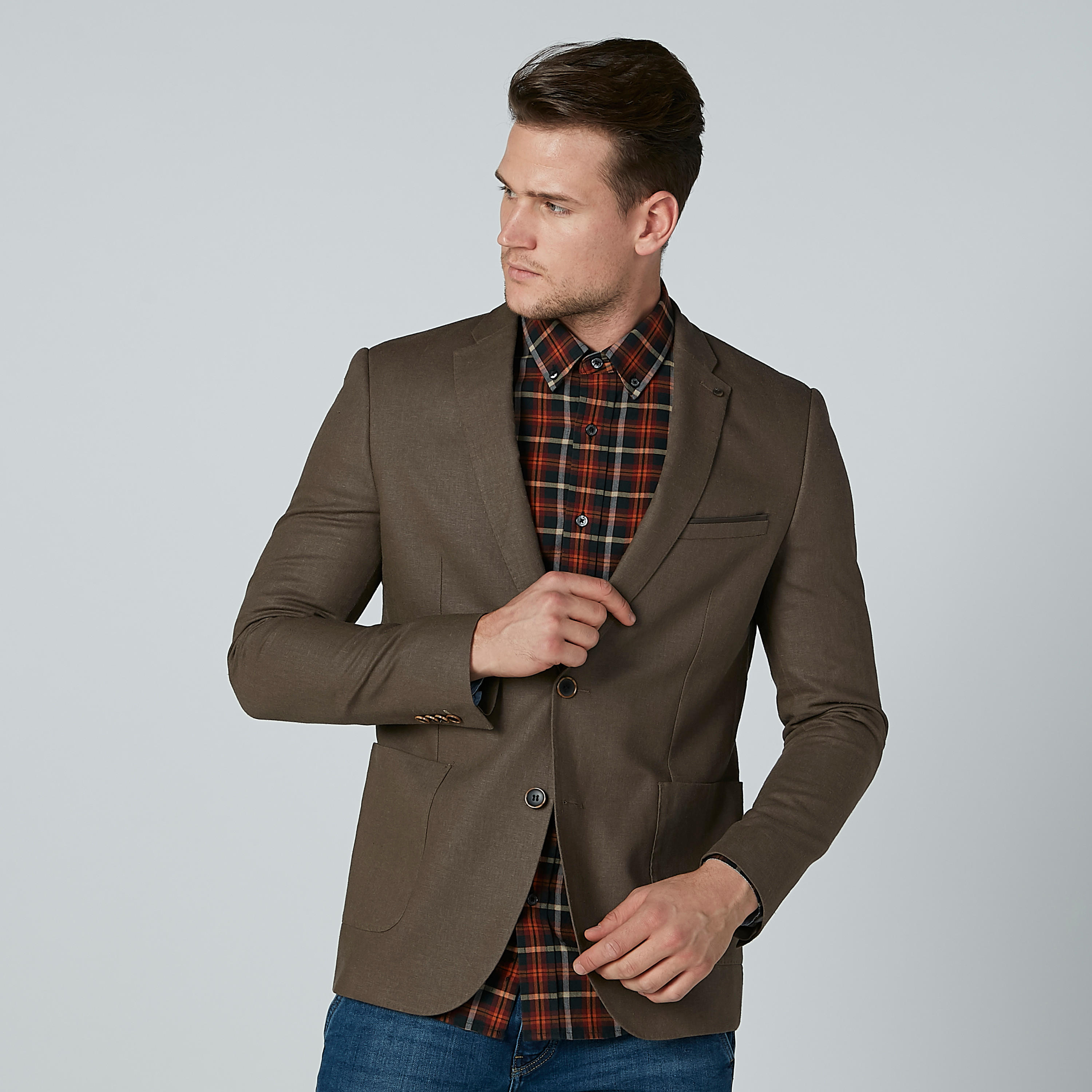 بليزر سادة بأكمام طويلة وجيوب-men-winterwear-jacketsandblazers-image-1