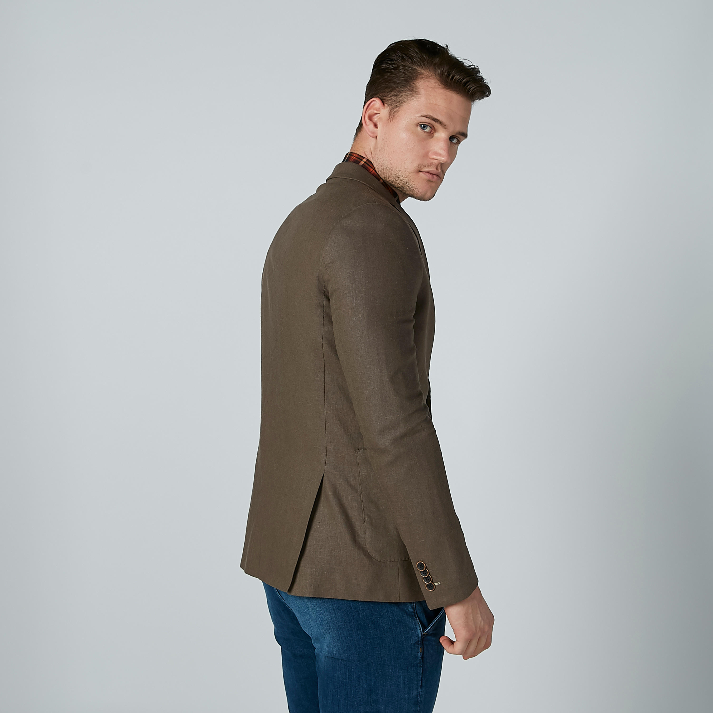 بليزر سادة بأكمام طويلة وجيوب-men-winterwear-jacketsandblazers-image-5