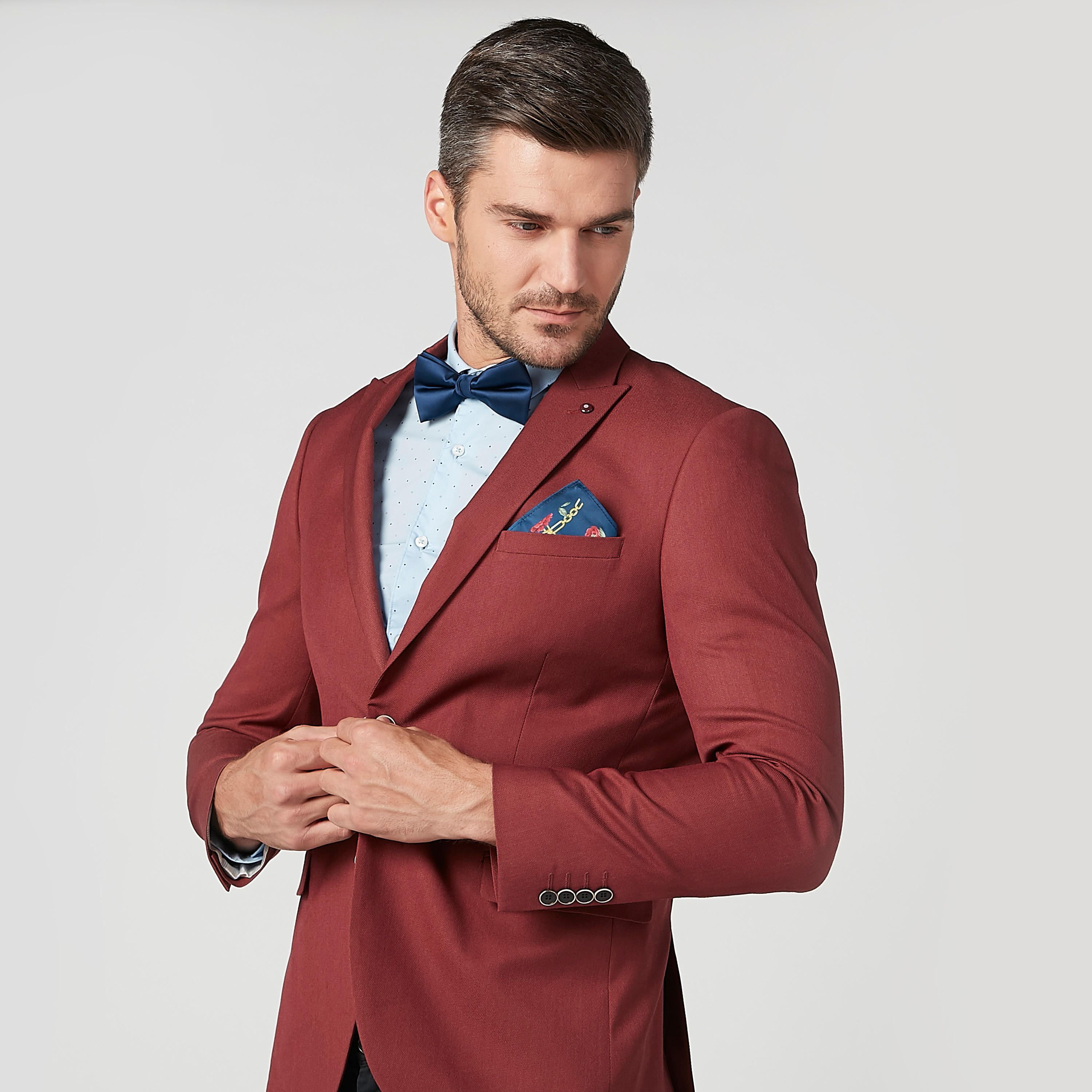 طقم بابيون سادة ومنديل جيب بطبعات-men-tiesandcufflinks-pocketsquares-image-3