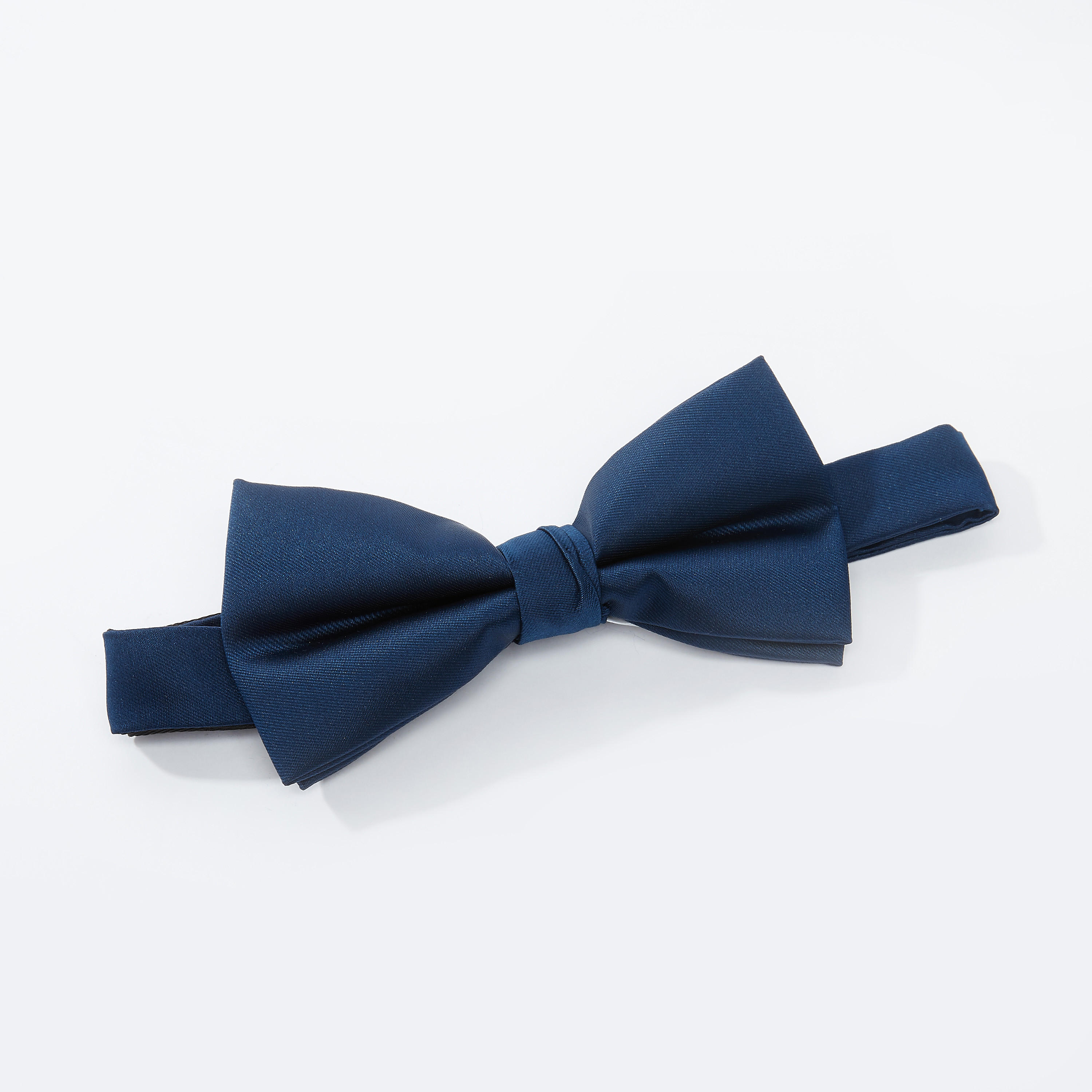 طقم بابيون سادة ومنديل جيب بطبعات-men-tiesandcufflinks-pocketsquares-image-2