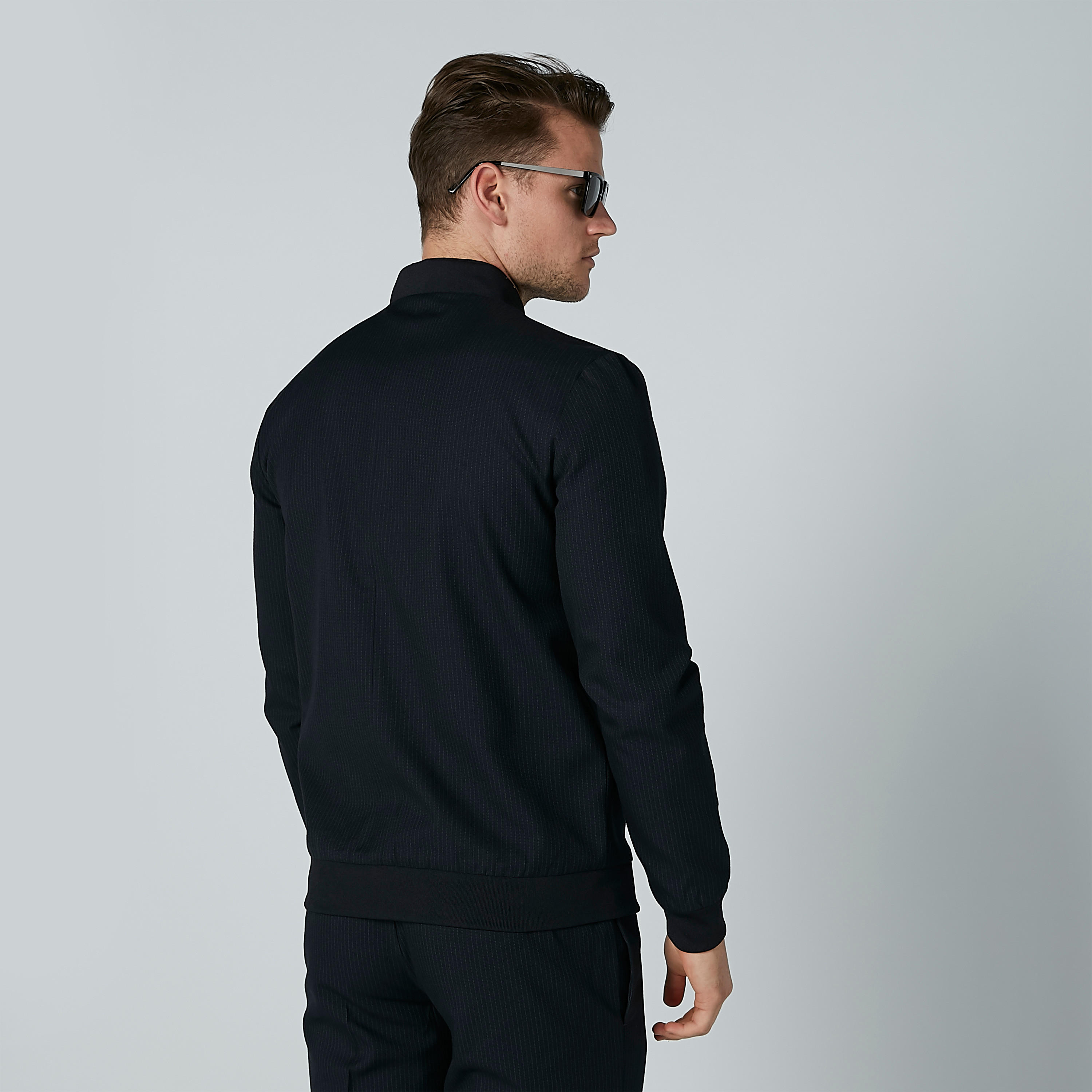 جاكيت بومبر سادة بأكمام طويلة وسحّاب إغلاق-men-clothing-jacketsandblazers-jackets-image-4