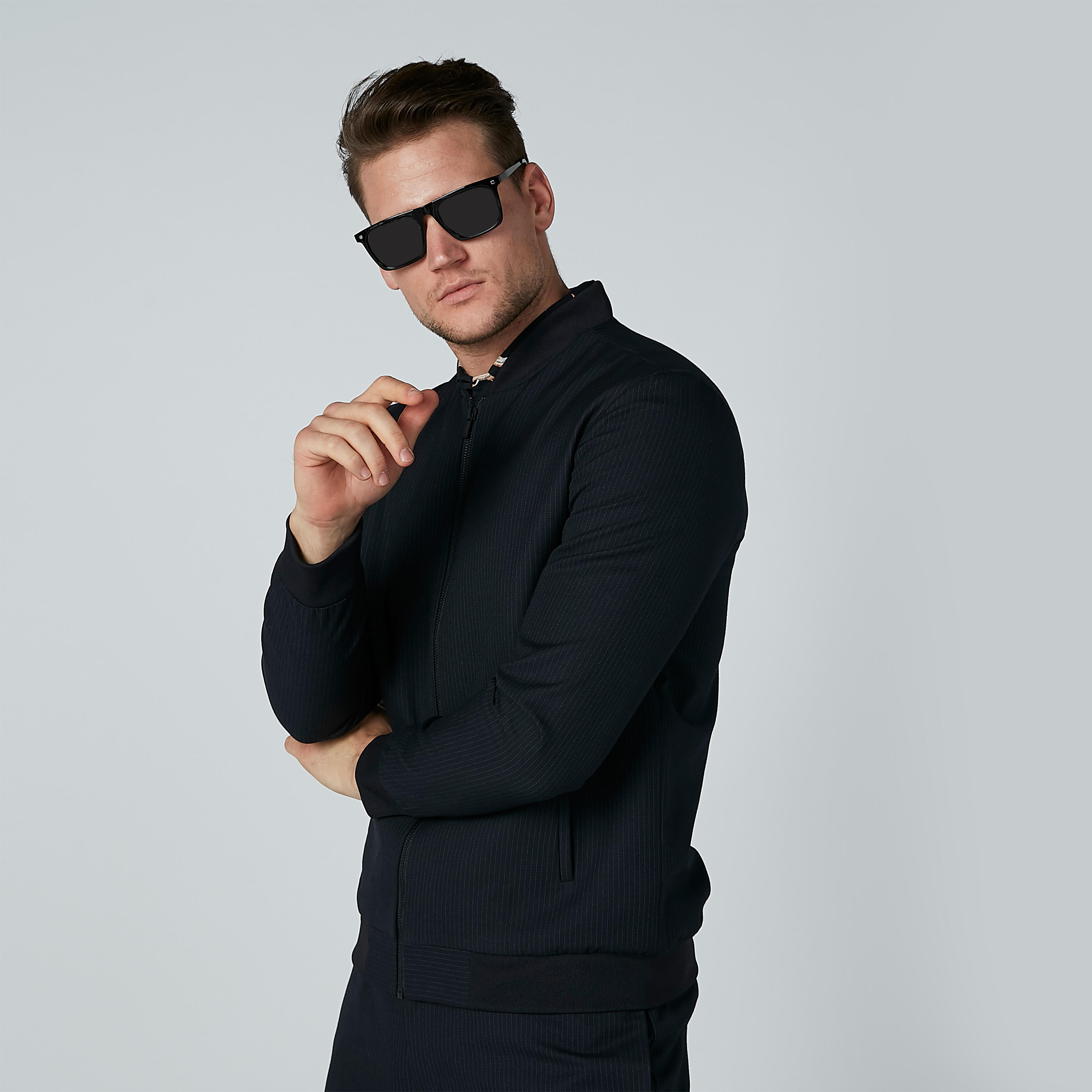 جاكيت بومبر سادة بأكمام طويلة وسحّاب إغلاق-men-clothing-jacketsandblazers-jackets-image-5