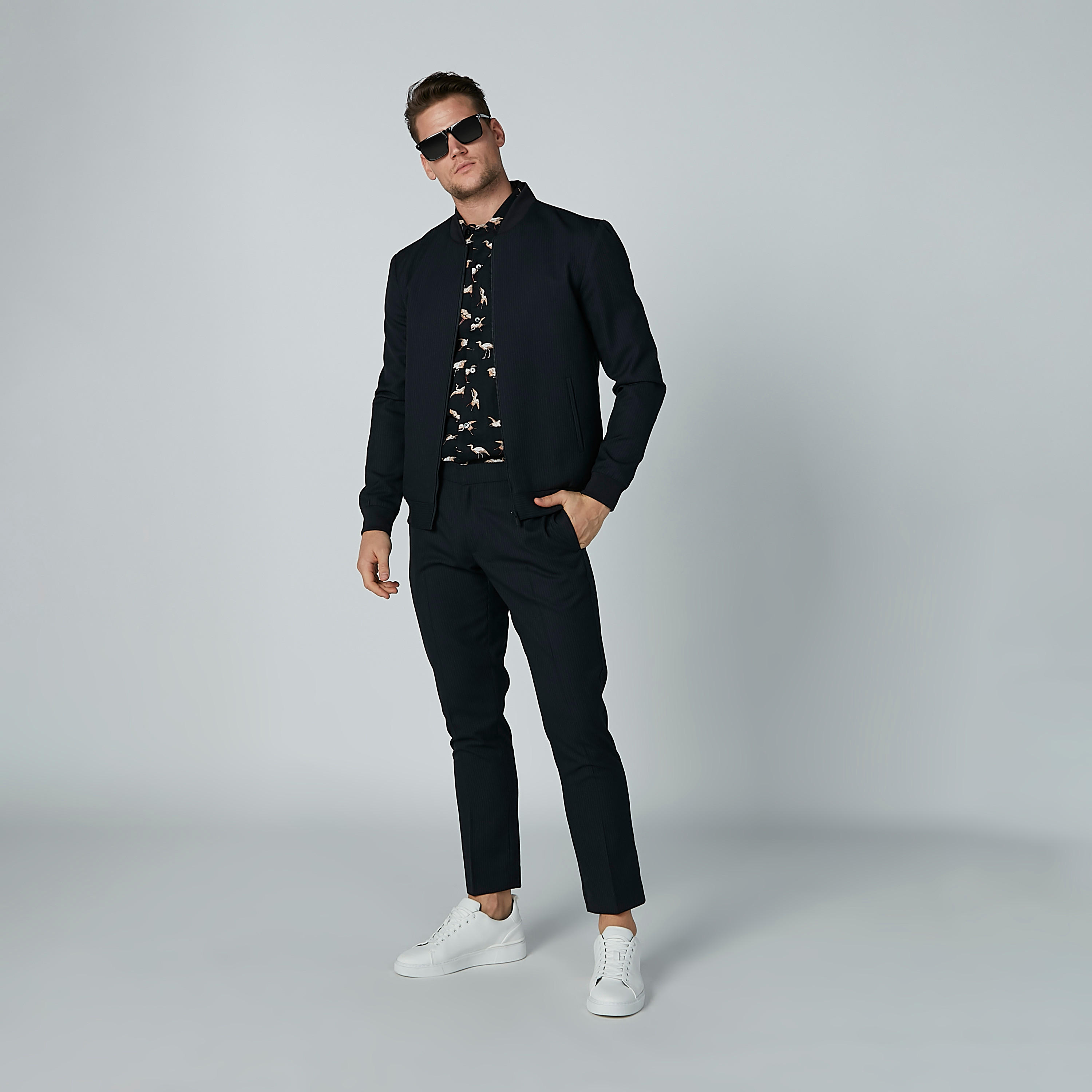 بنطال طويل سادة بجيوب-men-clothing-bottoms-trousersandchinos-trousers-image-3