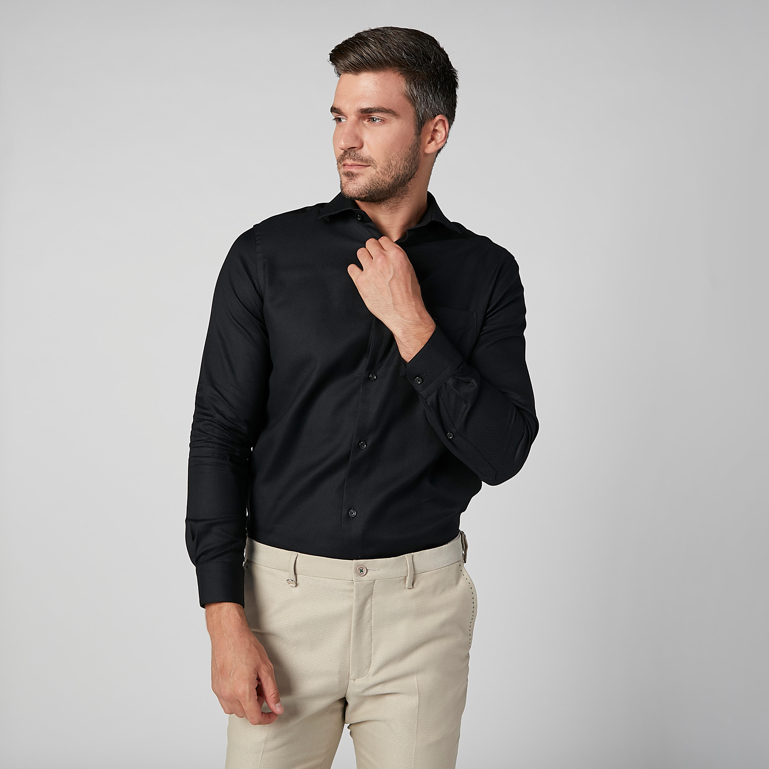 قميص سادة بأكمام طويلة وجيب-men-clothing-shirts-image-4