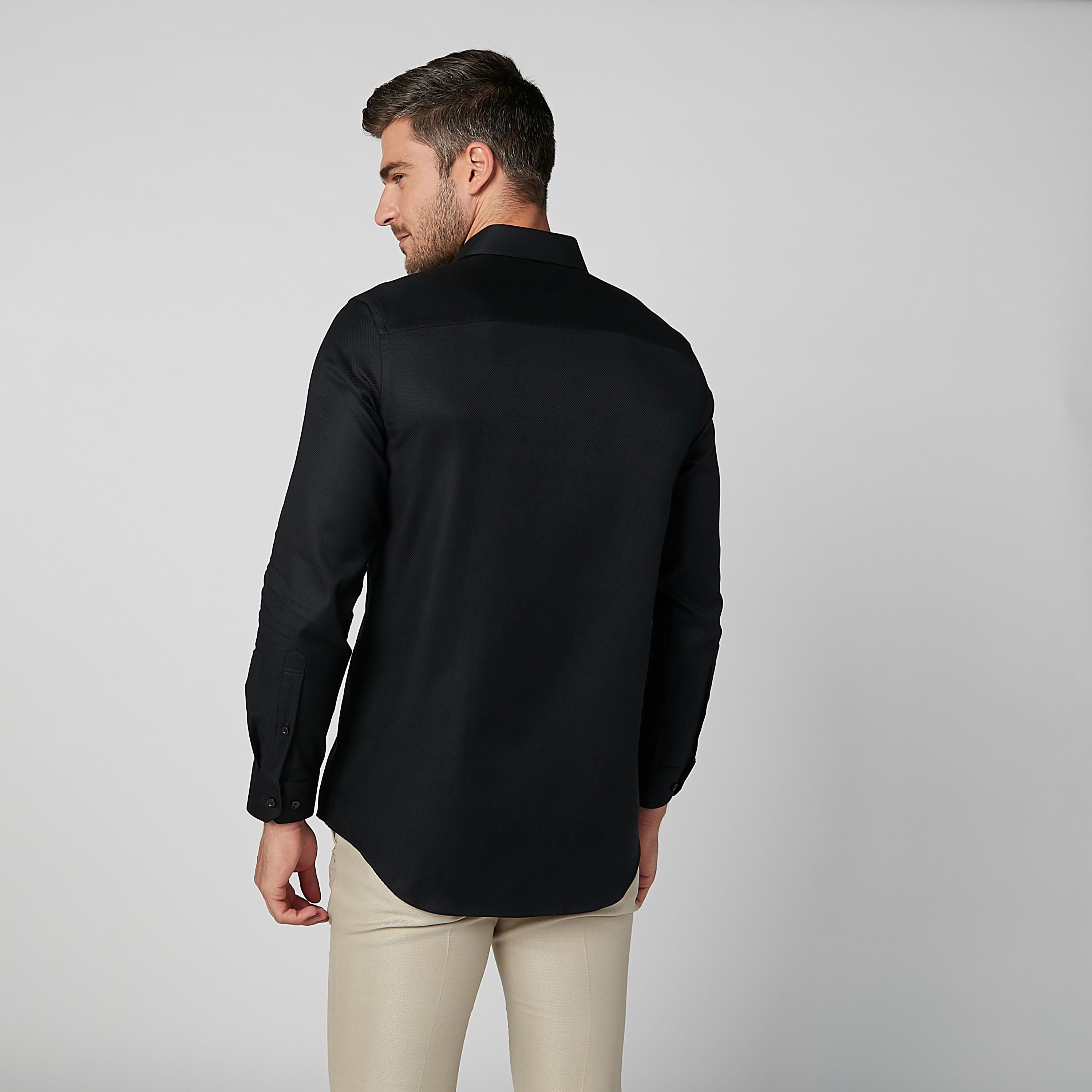 قميص سادة بأكمام طويلة وجيب-men-clothing-shirts-image-1